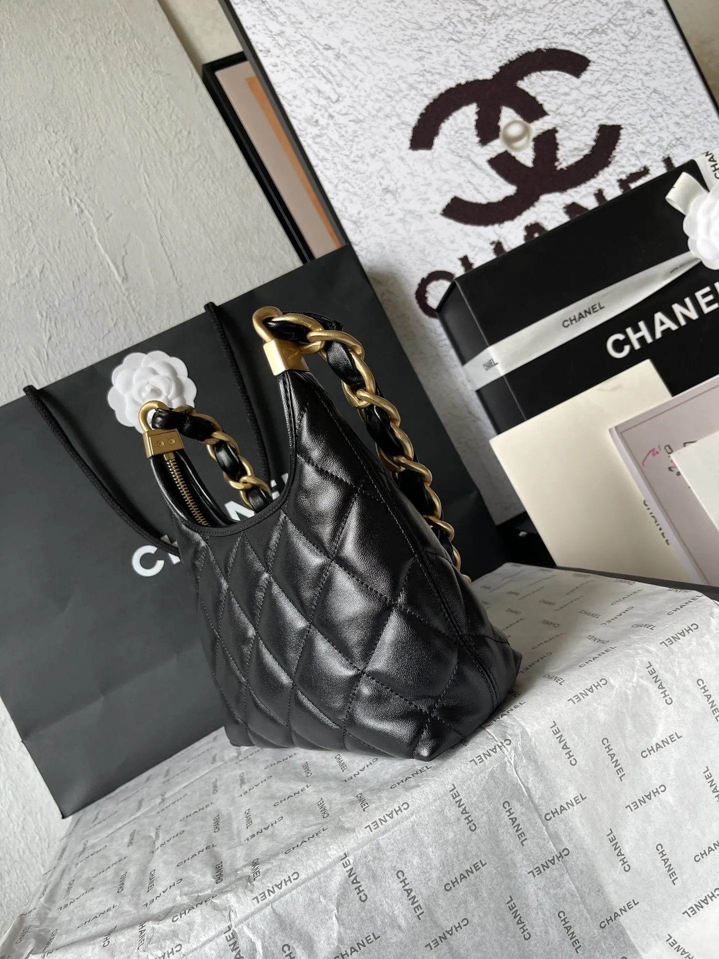 Chanel Small Hobo Bag in Shiny Lambskin AS4922 - Image 4