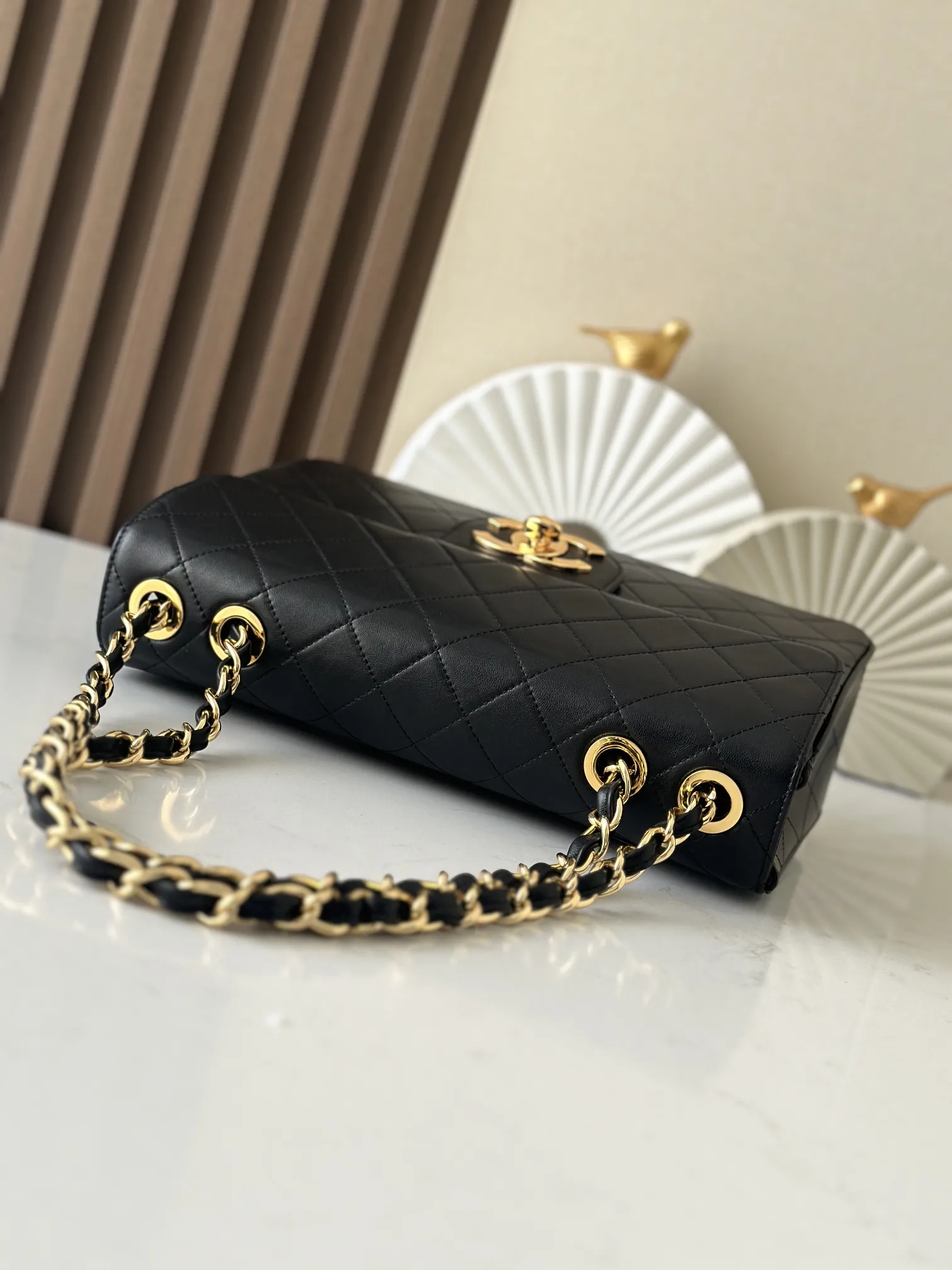 Chanel Vintage Classic Flap Handbag Large Lambskin Gold A2222 - 图片 6