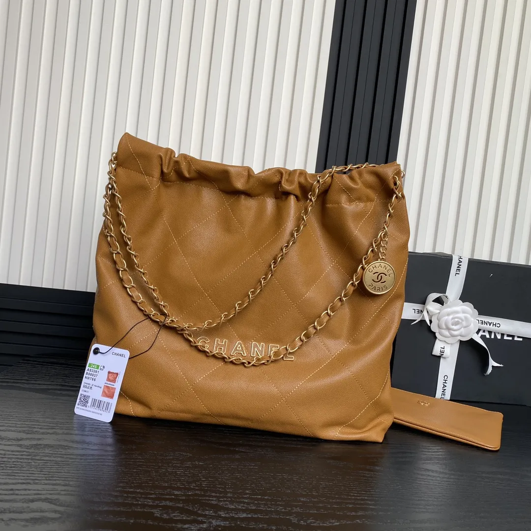 Alternative view of Chanel 22 Handbag Medium AS3261