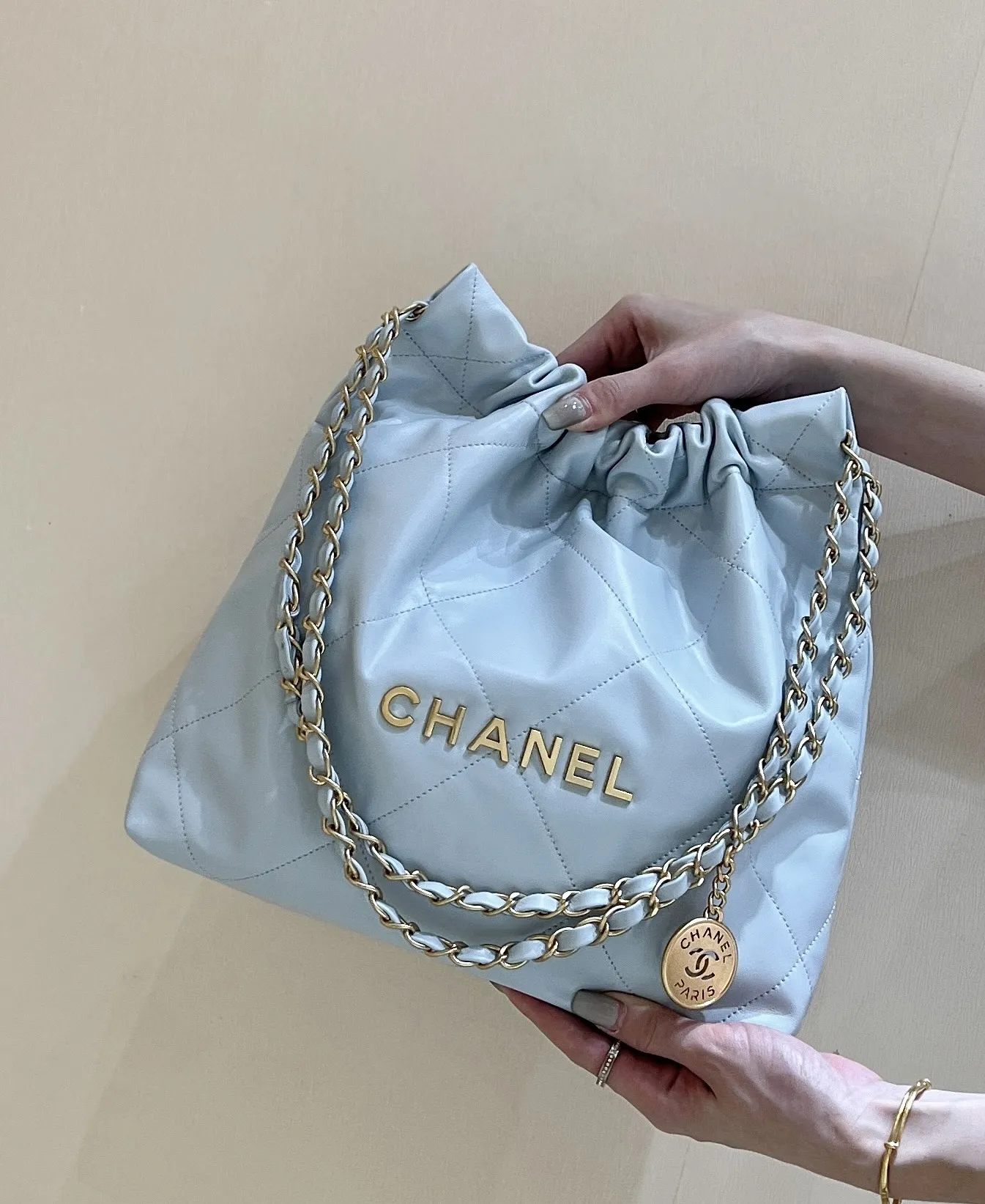 Alternative view of Chanel 22 Handbag?Small AS3260