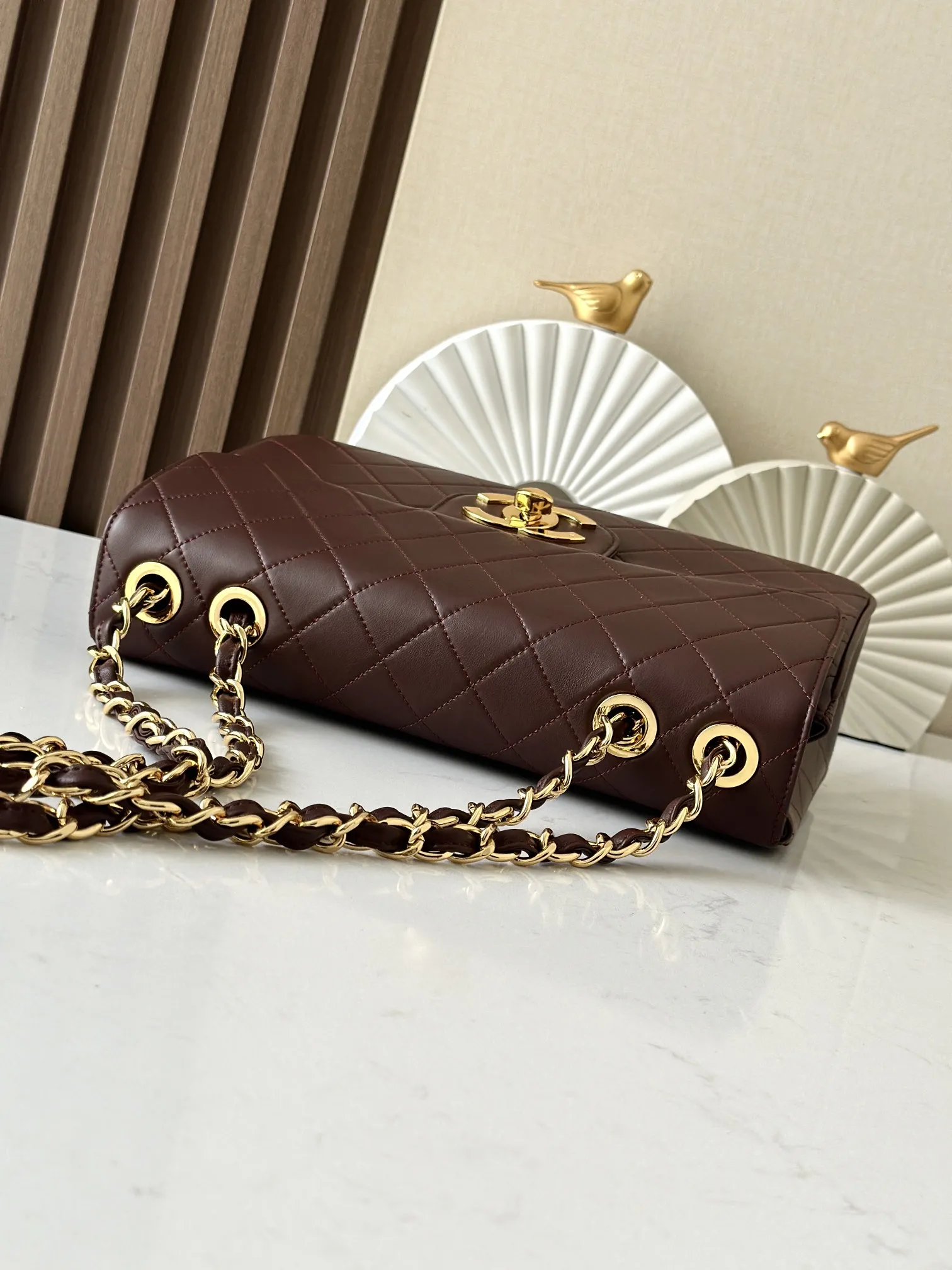 Chanel Vintage Classic Flap Handbag Large Lambskin Gold A2222 - Image 6