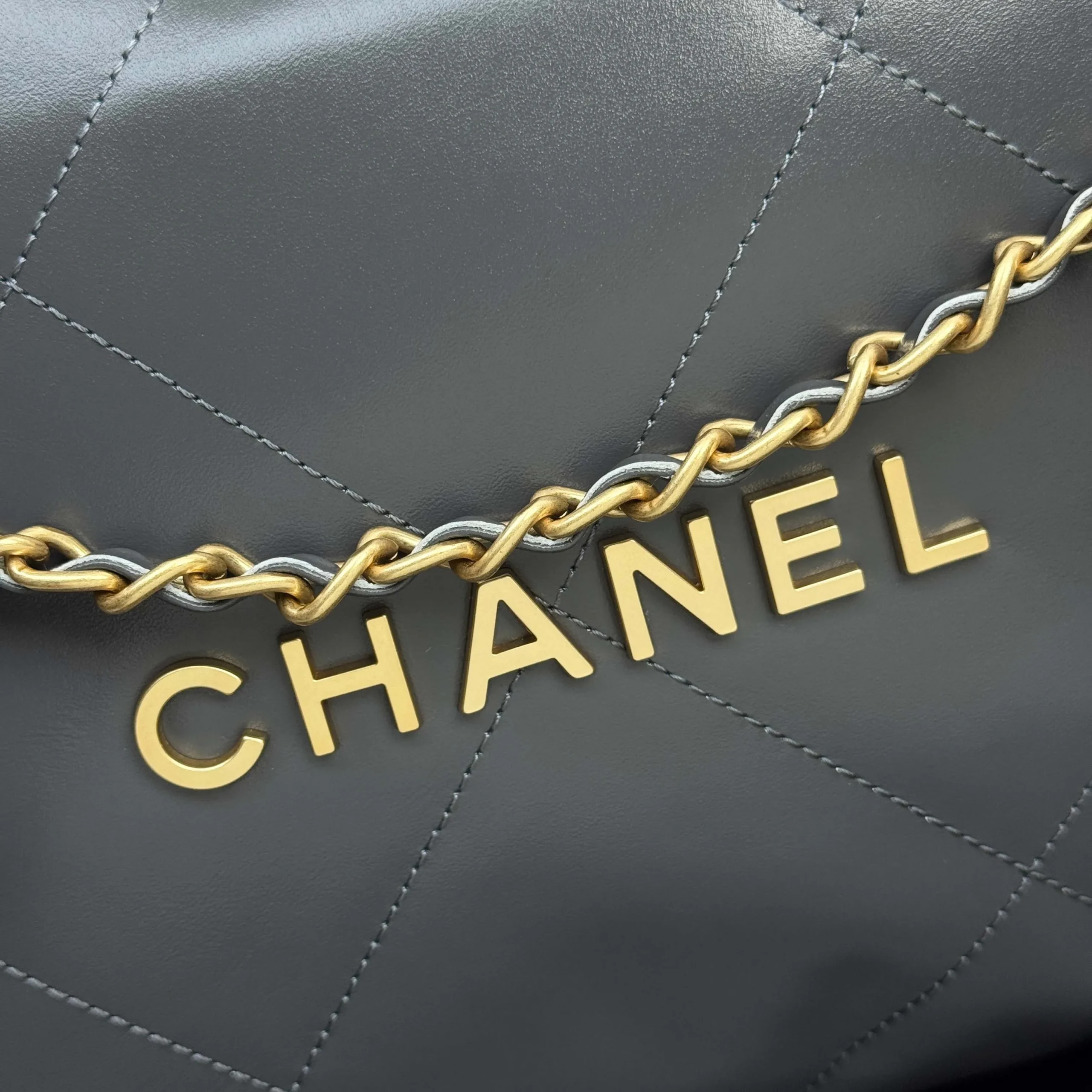 Chanel 22 Small Handbag AS3260 - 图片 3