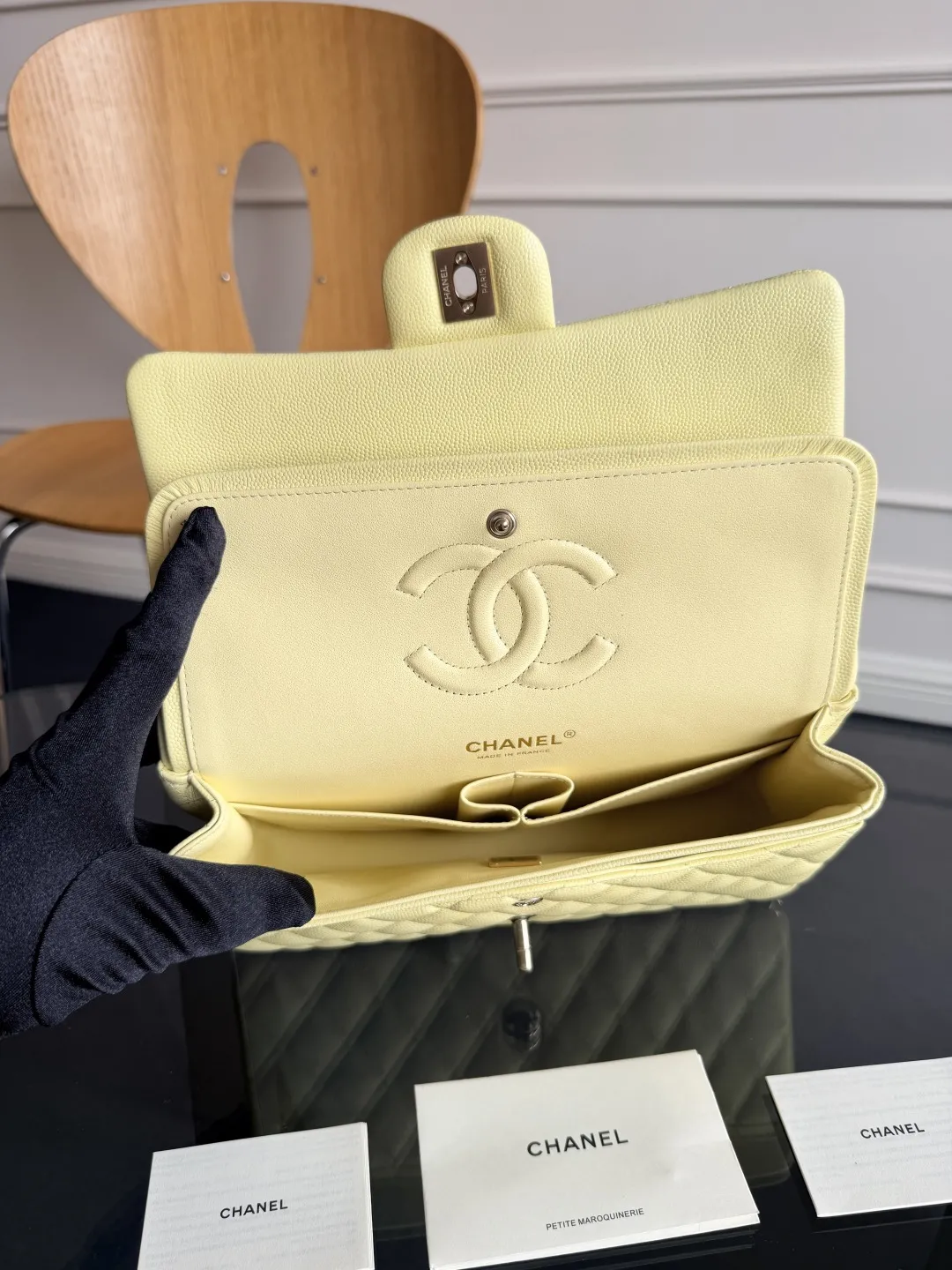 CHANEL Classic Flap Handbag Medium Lambskin Gold A01112 - 图片 9