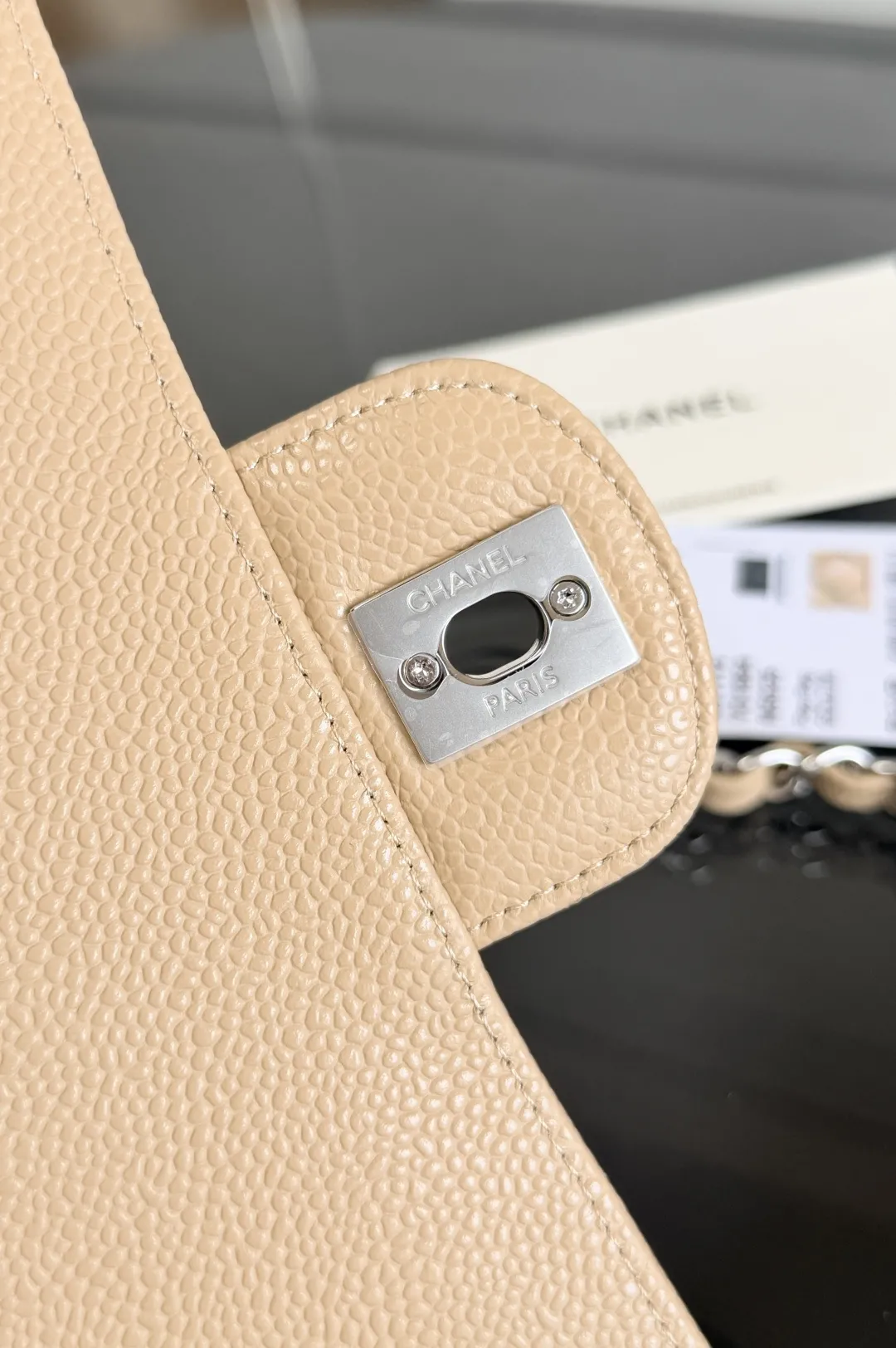 CHANEL Classic Flap Handbag Medium Caviar Silver A01112 - 图片 9