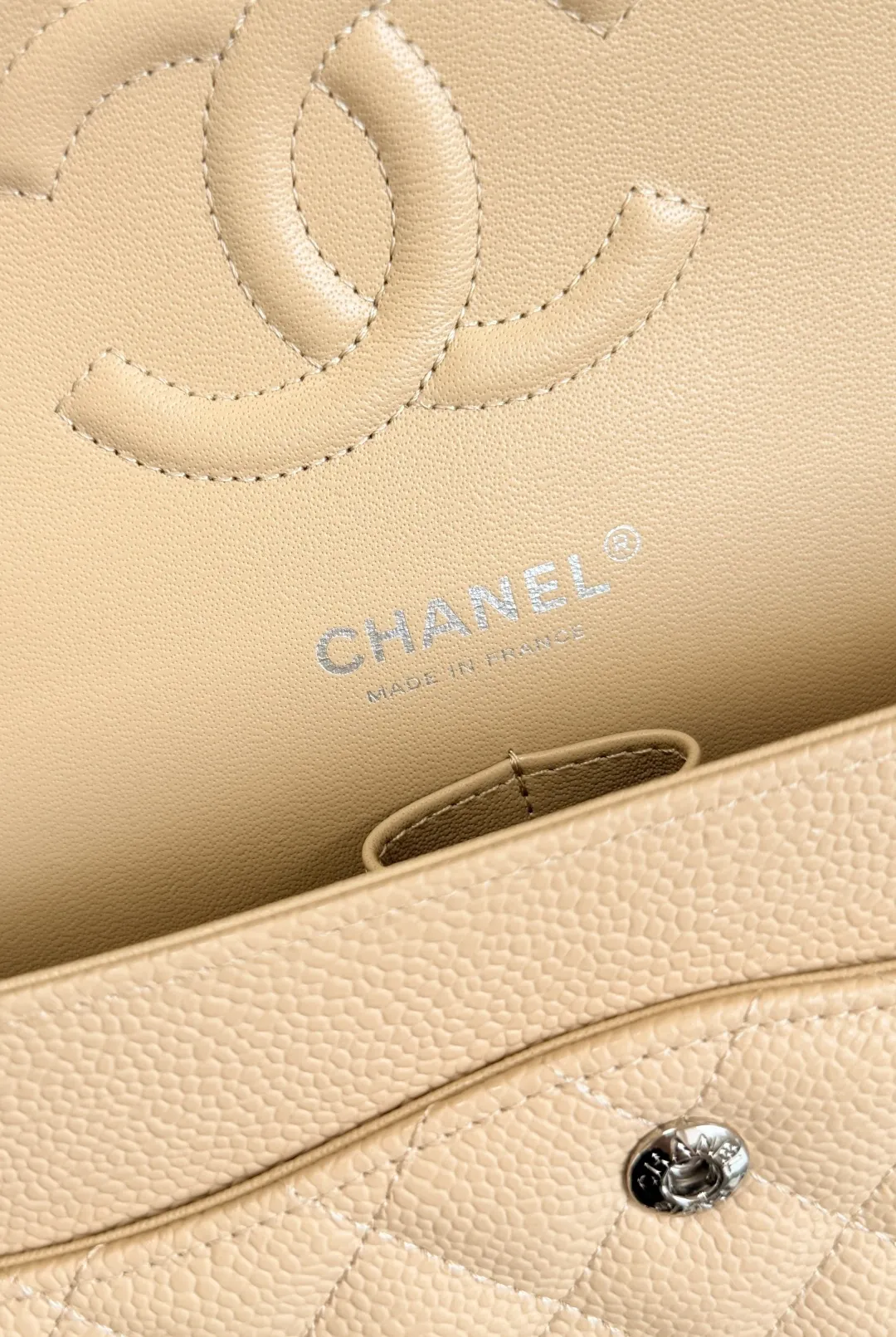 CHANEL Classic Flap Handbag Medium Caviar Silver A01112 - 图片 11