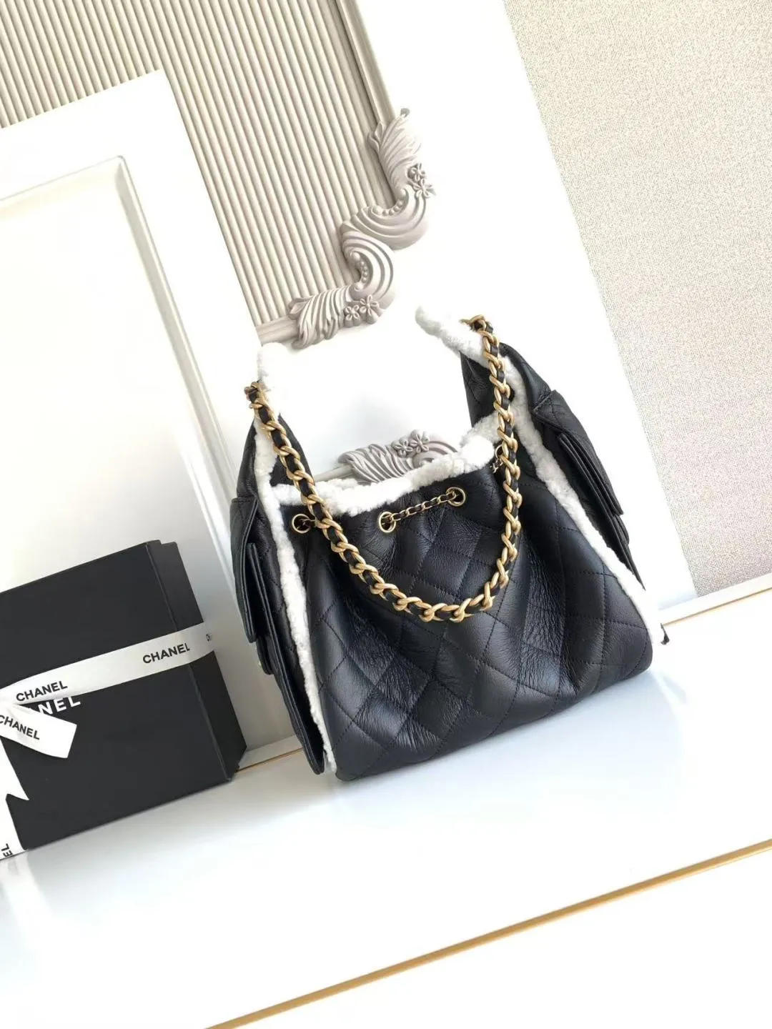 CHANEL 25 Handbag Black Quilted Leather with Shearling Trim AS5293 - Image 3
