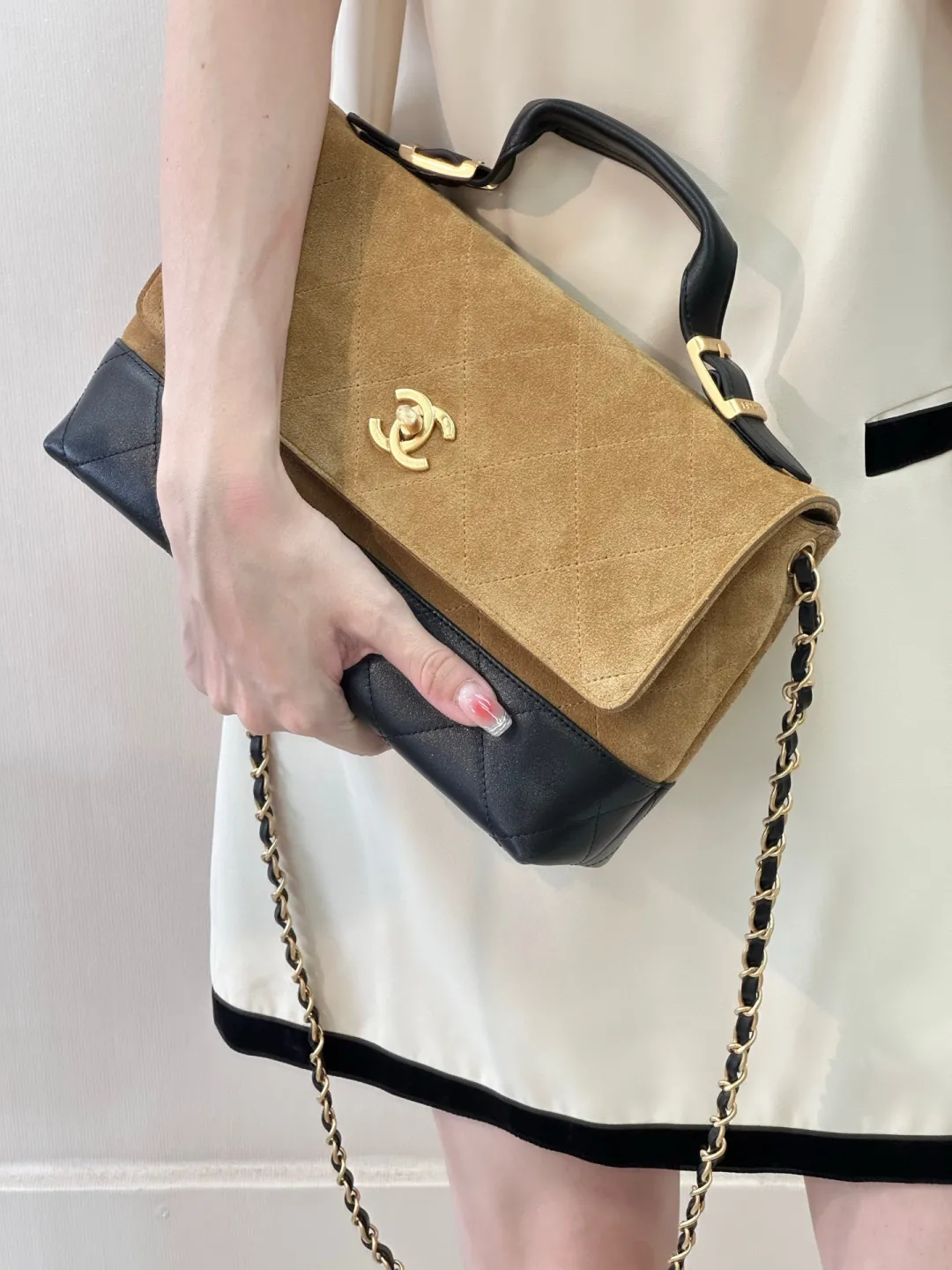 Chanel Large Flap Bag with Top Handle AS5637 - 图片 7