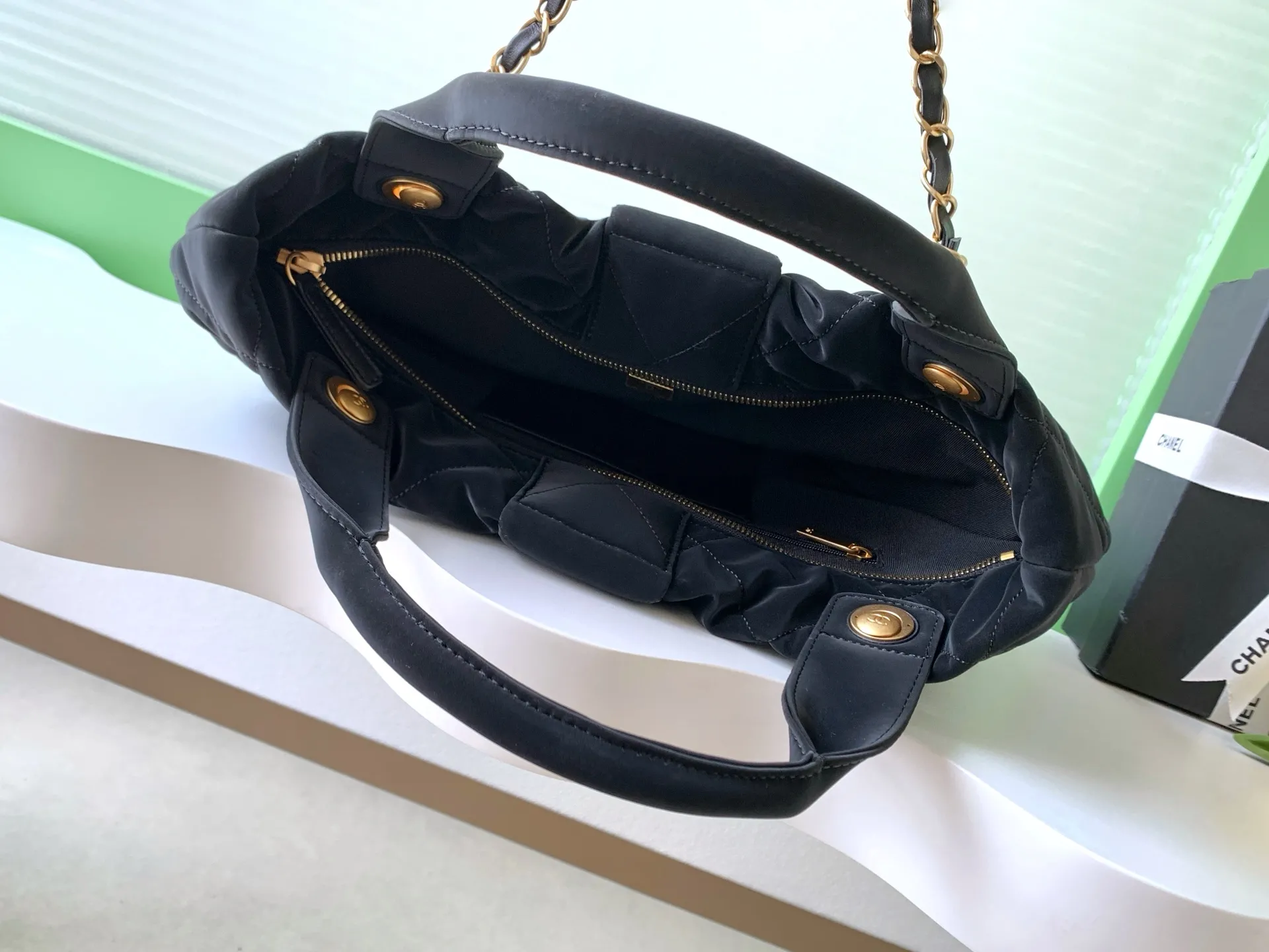 CHANEL Bow bag Gold AS5851 - 图片 9
