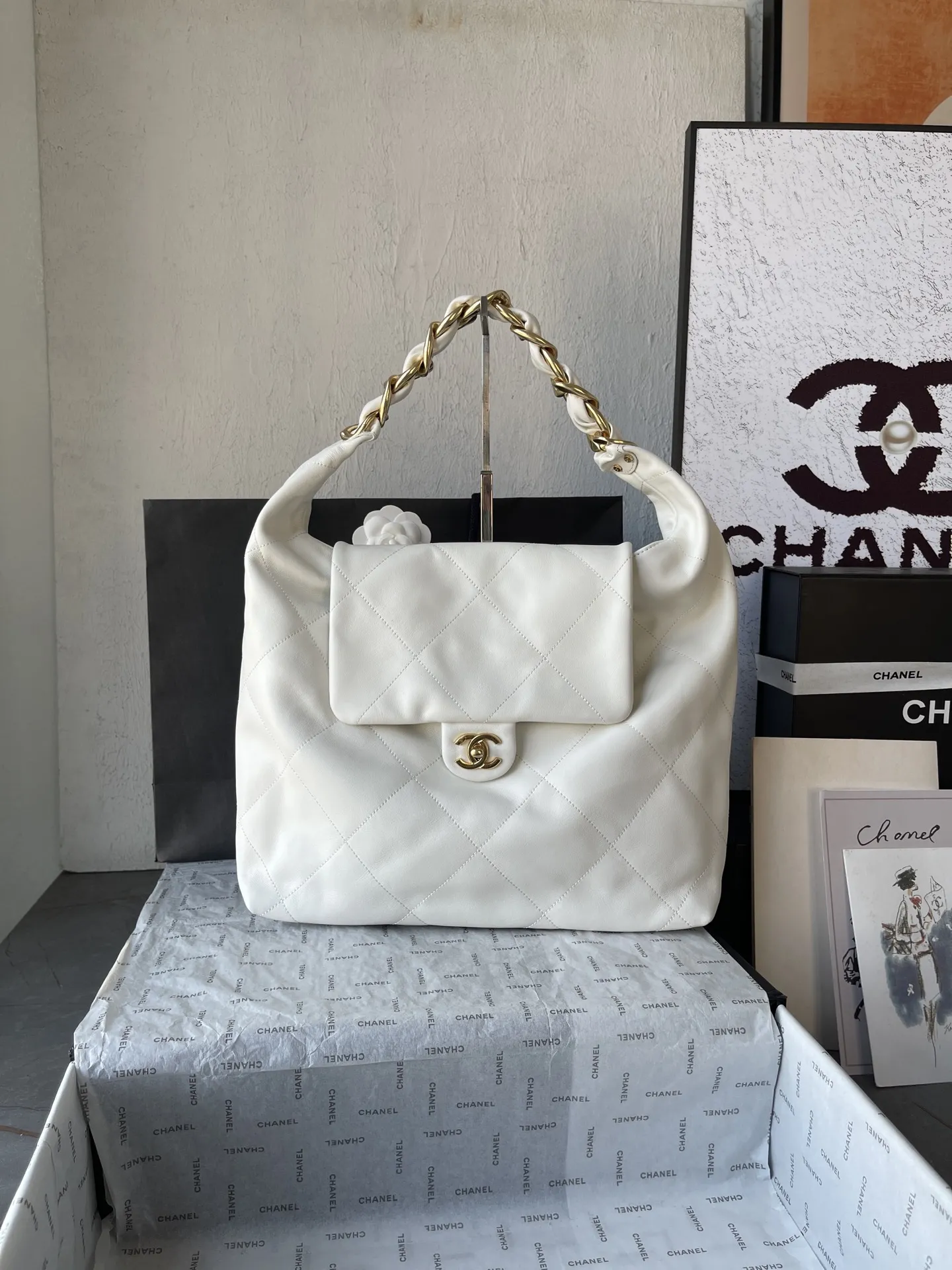 Alternative view of CHANEL Maxi Hobo Bag AS5838