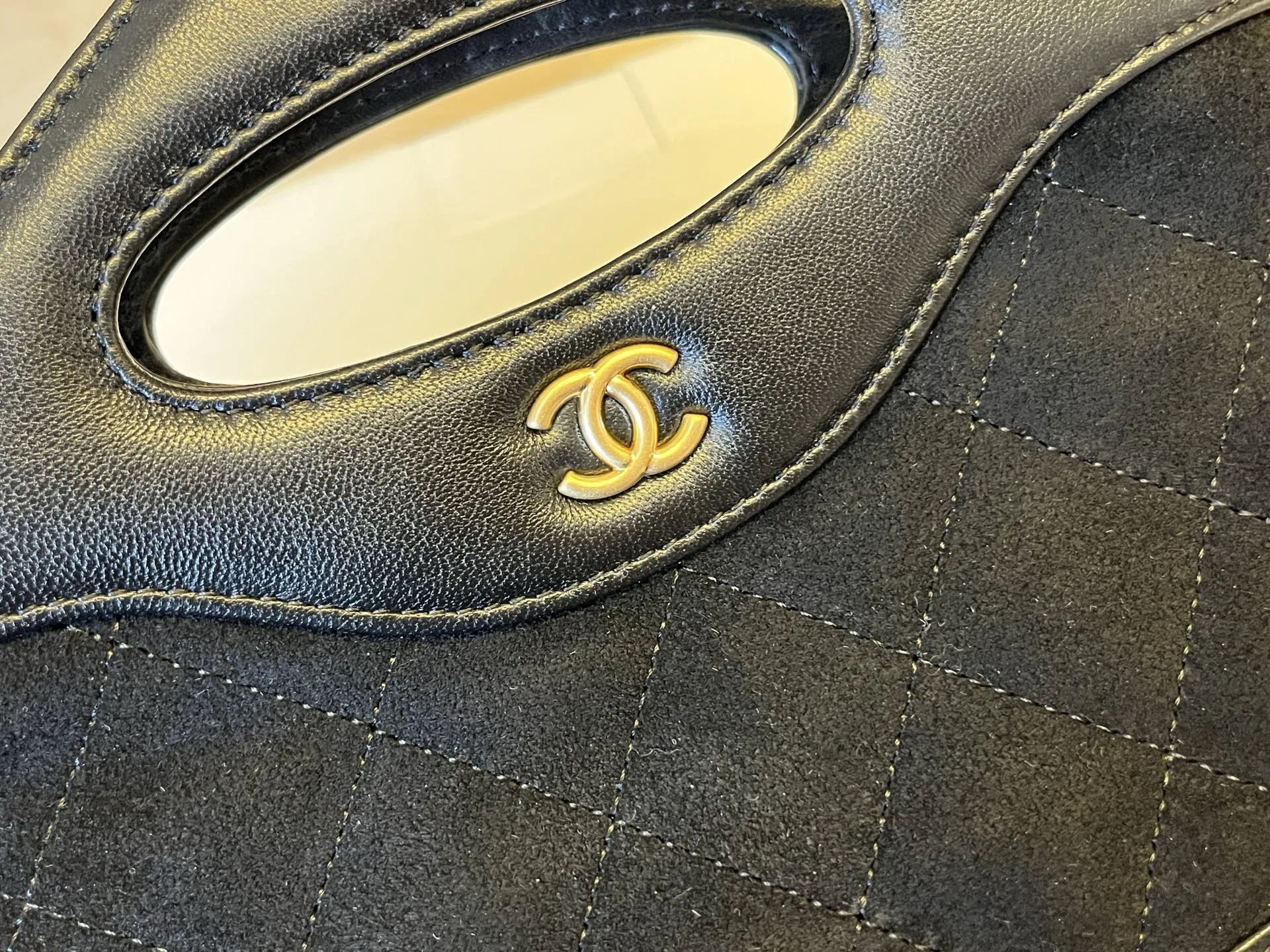 Chanel NANO 31 Bag AP3656 - Image 8