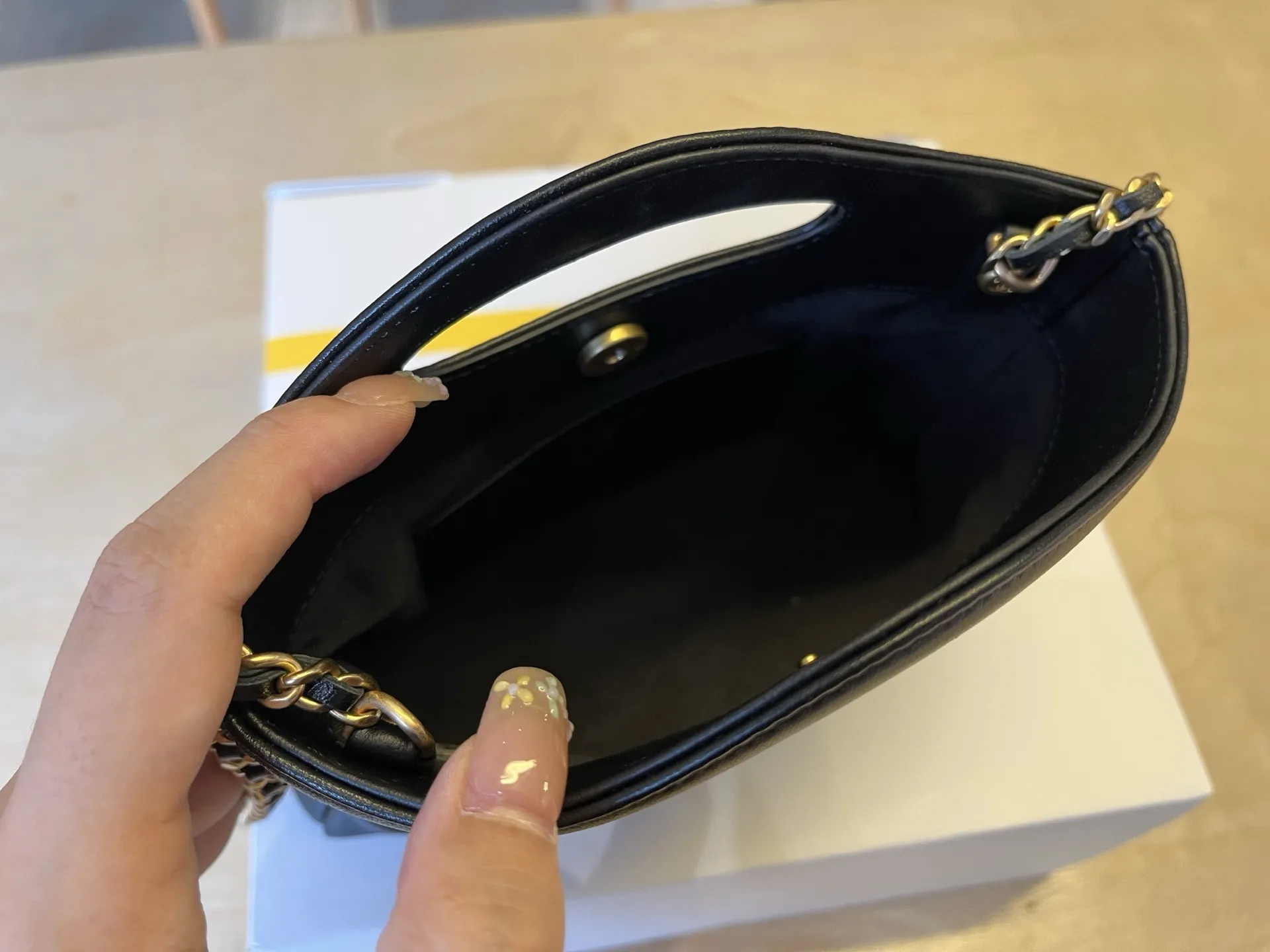 Chanel NANO 31 Bag AP3656 - Image 9
