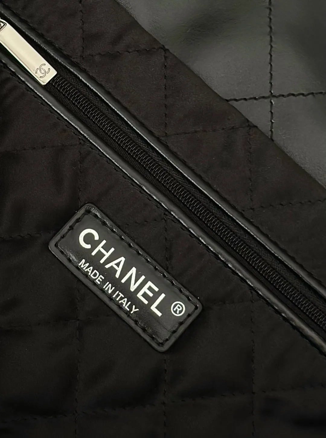 Chanel 22 Handbag Medium AS3261 - 图片 9