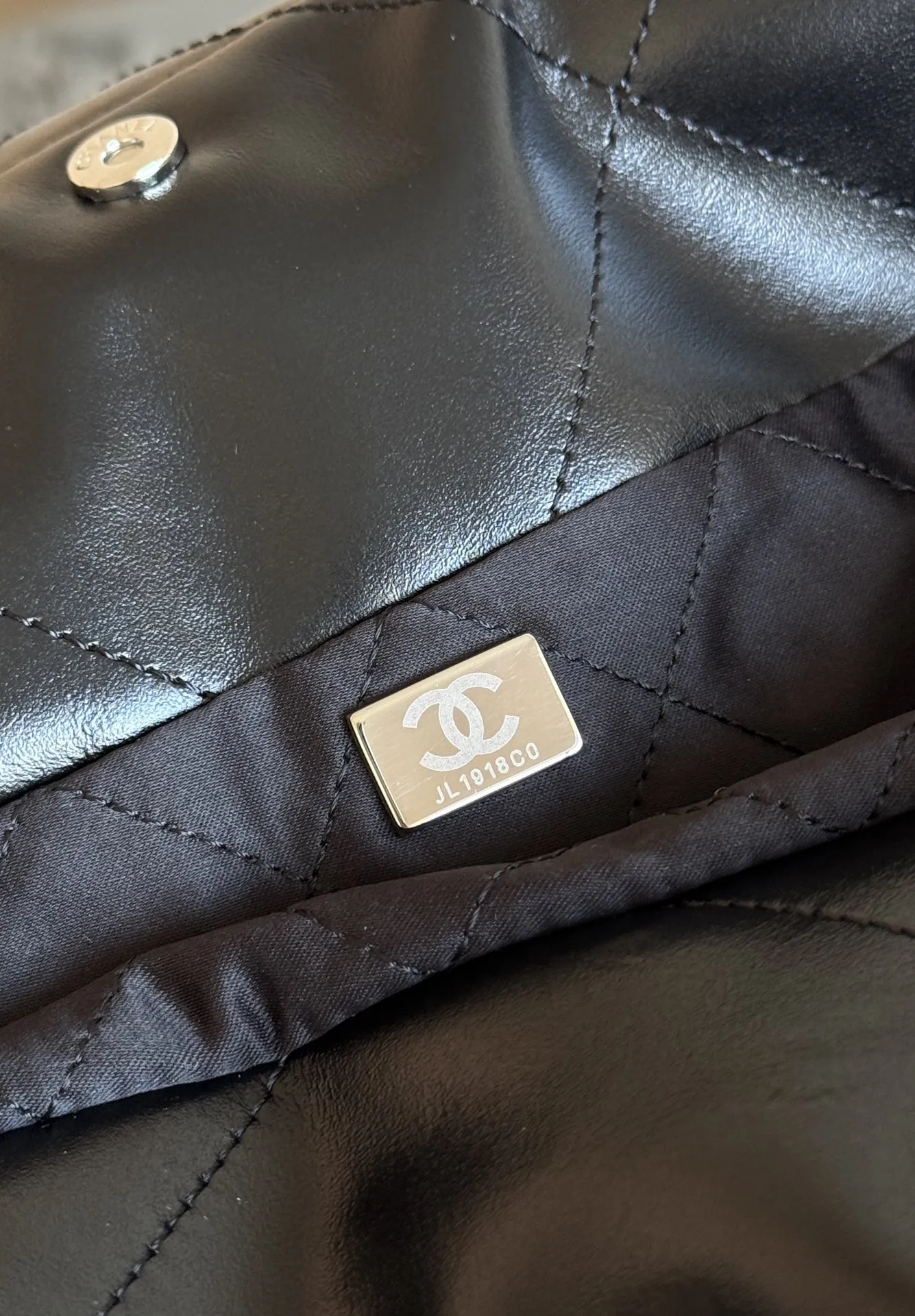 CHANEL 22 Small Handbag AS3260 - 图片 9
