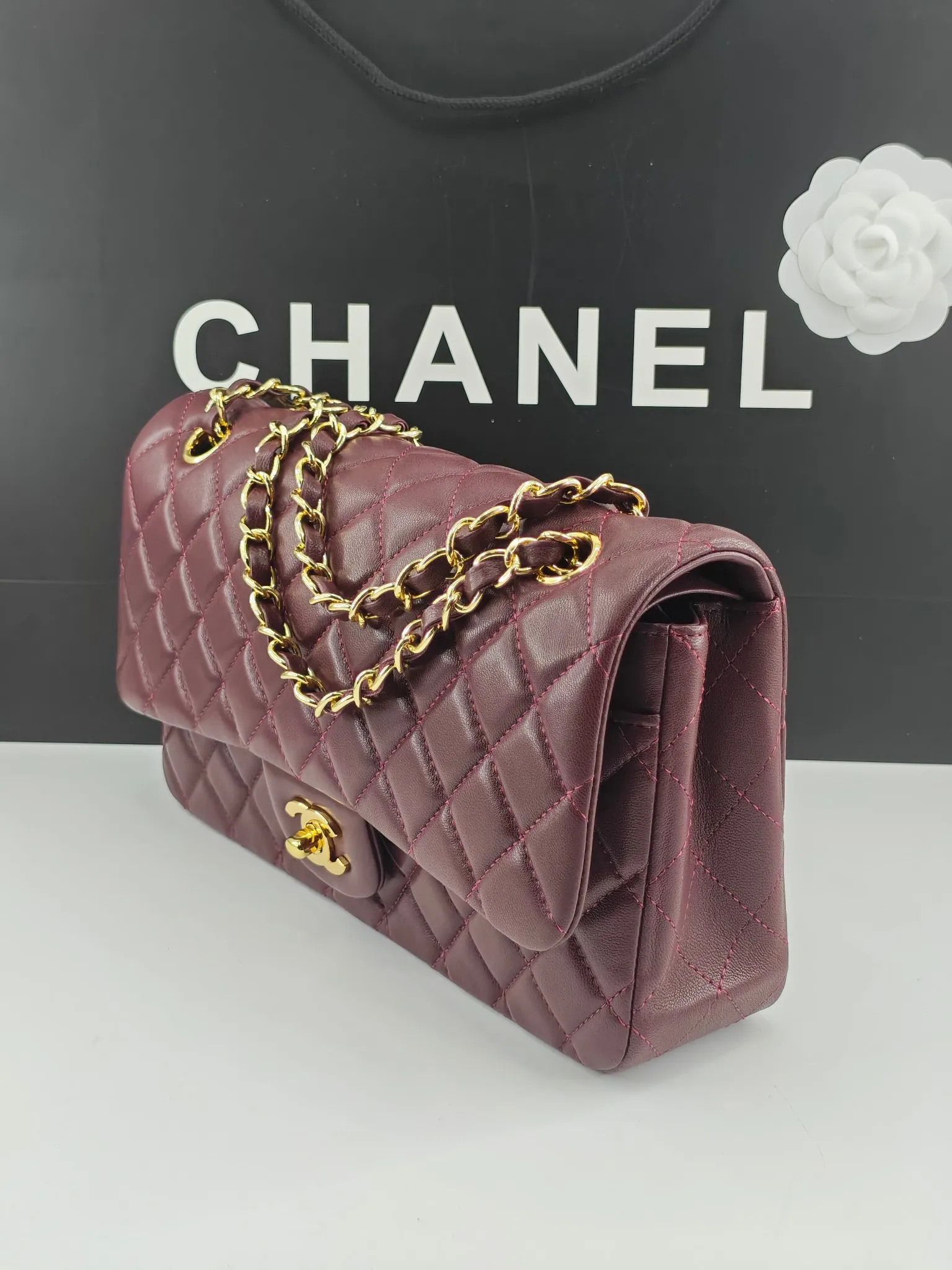 CHANEL Classic Flap Handbag Medium Lambskin Gold A01112 - 图片 3