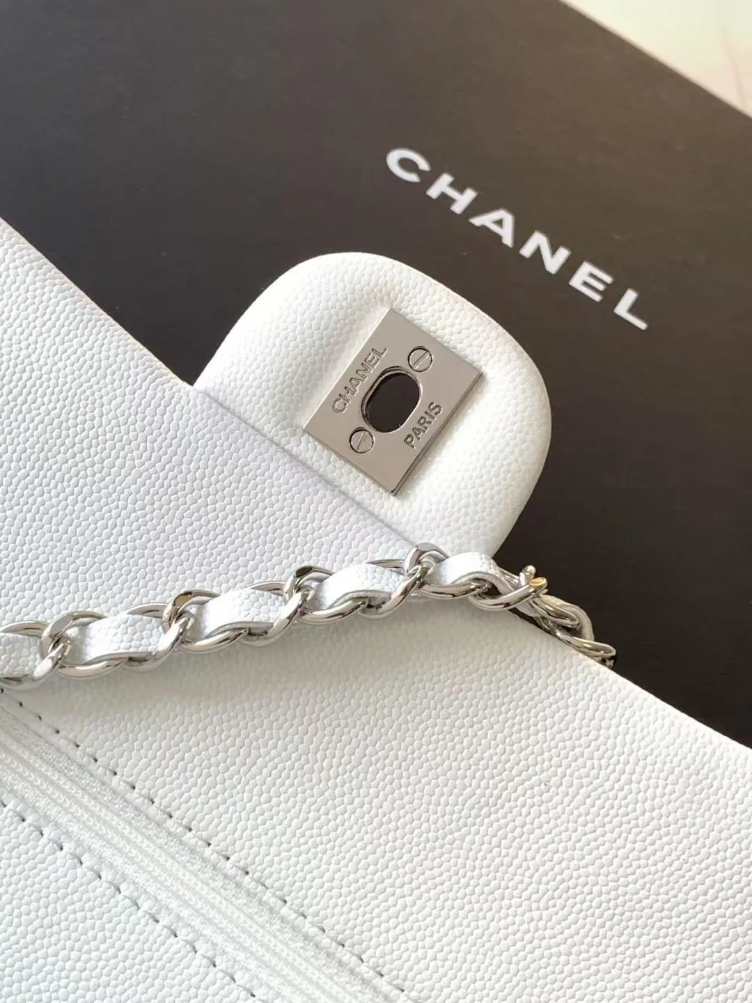 CHANEL Classic 11.12 Handbag Medium Caviar A01112 - 图片 8