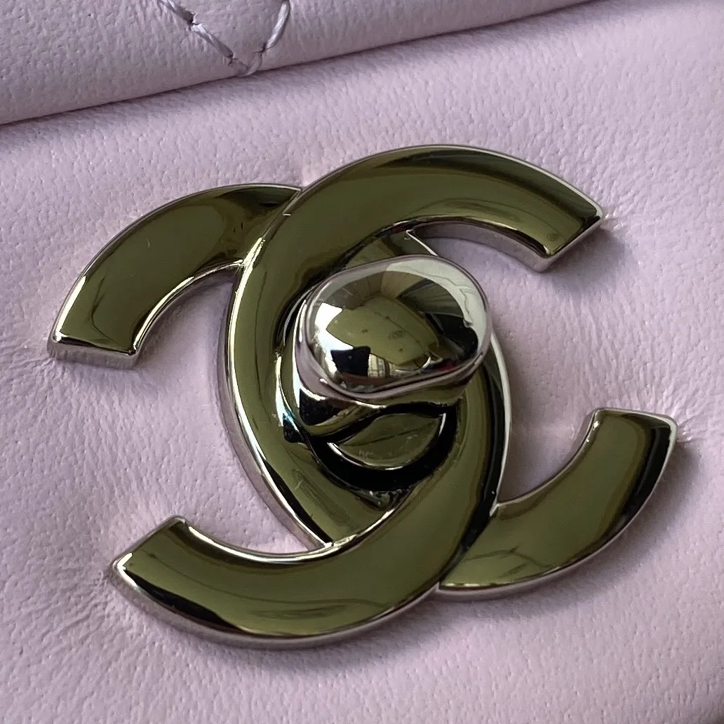 CHANEL Classic 11.12 Handbag Medium Lambskin A01112 - 图片 4