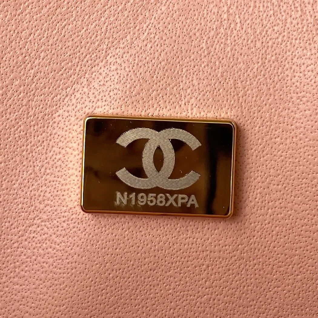 CHANEL Classic 11.12 Handbag Medium Lambskin A01112 - 图片 10