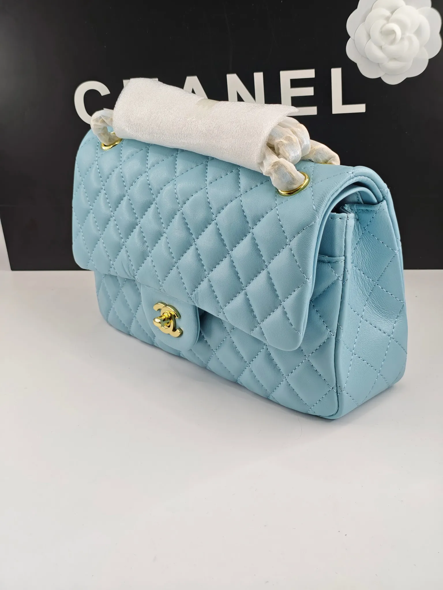 CHANEL Classic 11.12 Handbag Medium Lambskin A01112 - 图片 3