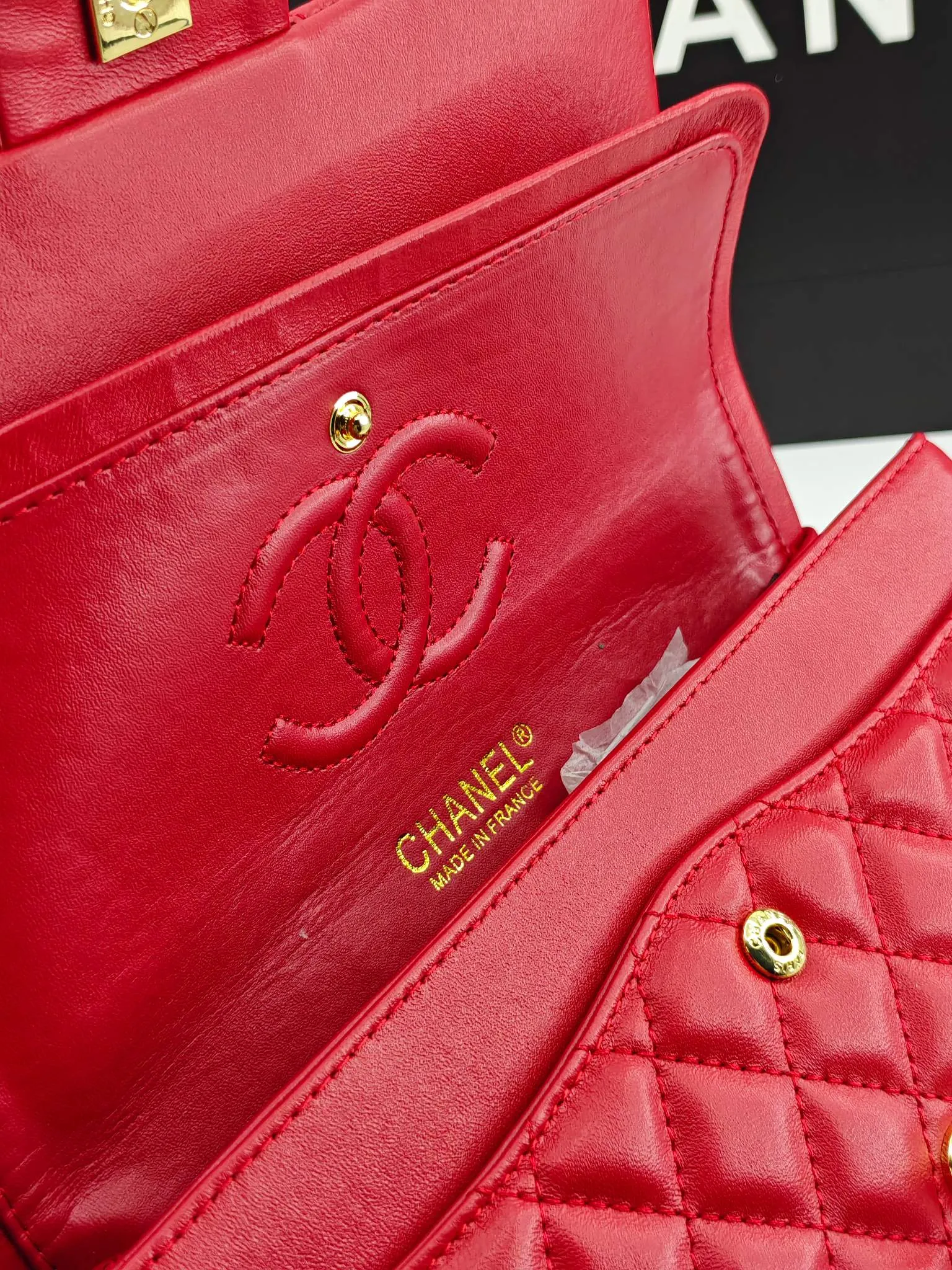 CHANEL Classic 11.12 Handbag Medium Lambskin A01112 - 图片 9
