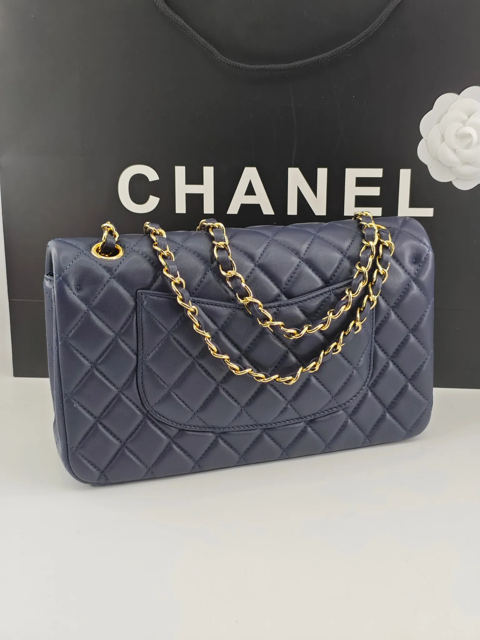 CHANEL Classic 11.12 Handbag Medium Lambskin A01112 - 图片 4