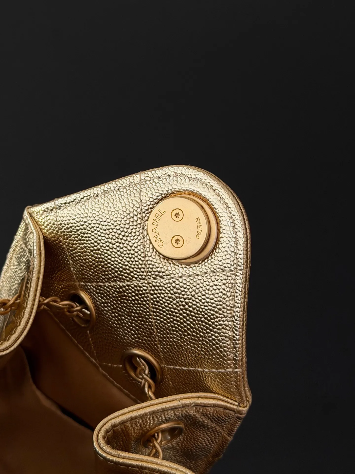 CHANEL 25 Mini Handbag AS5631 - 图片 7