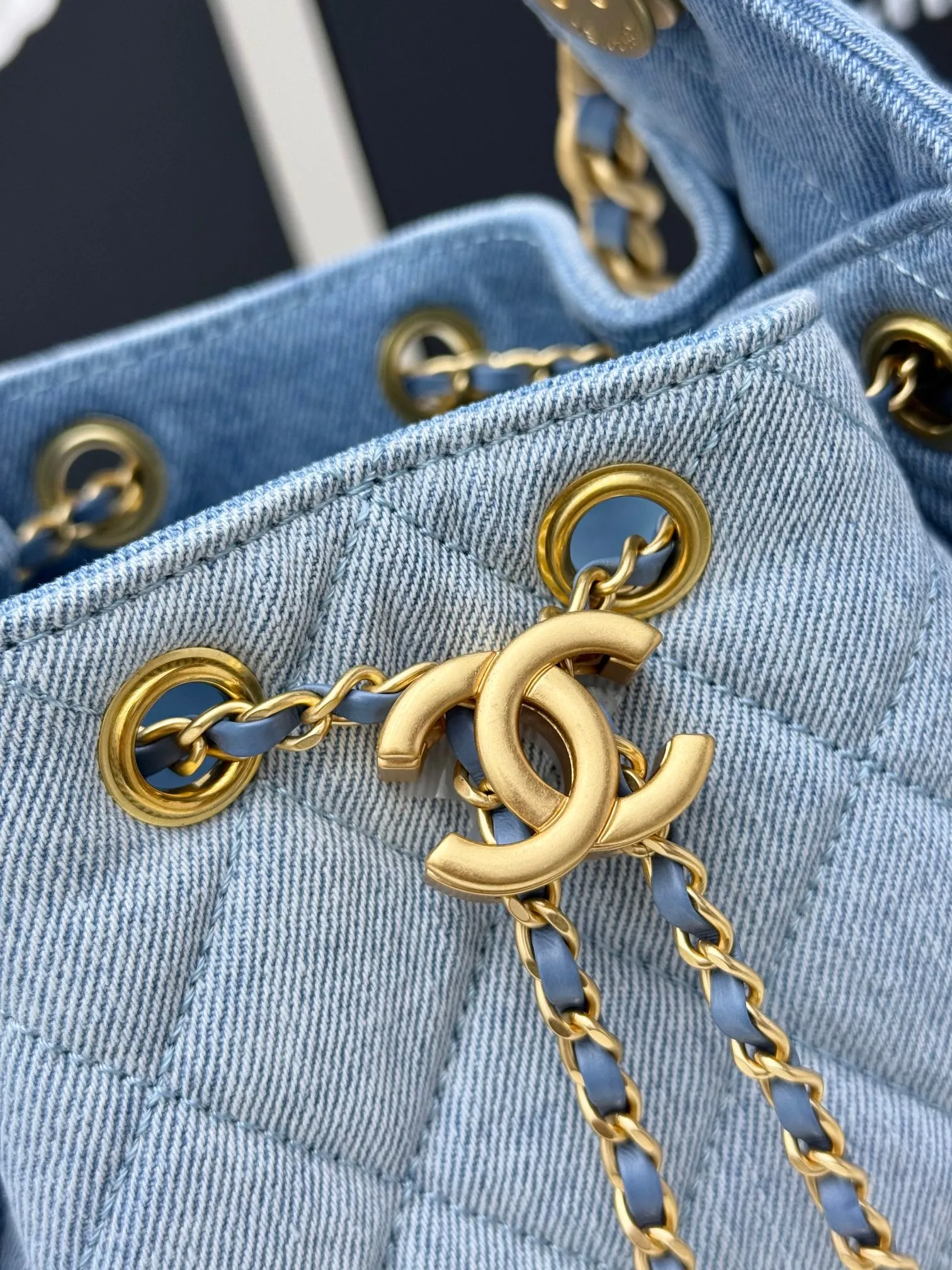 CHANEL 25 Mini Handbag AS5631 - 图片 6
