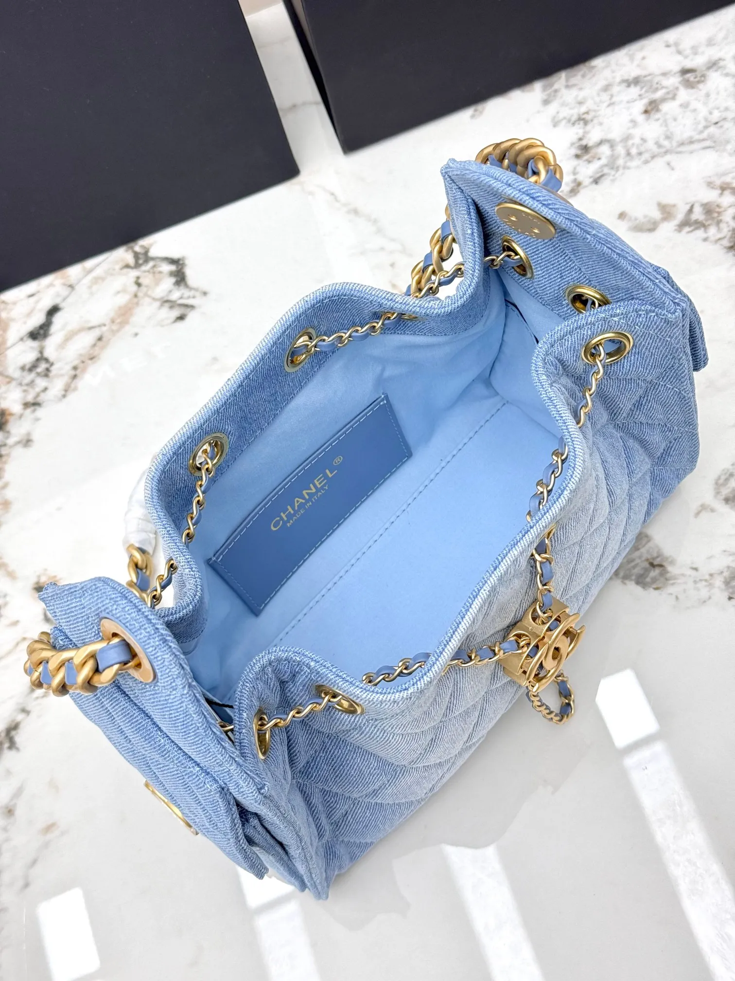 CHANEL 25 Mini Handbag AS5631 - 图片 9