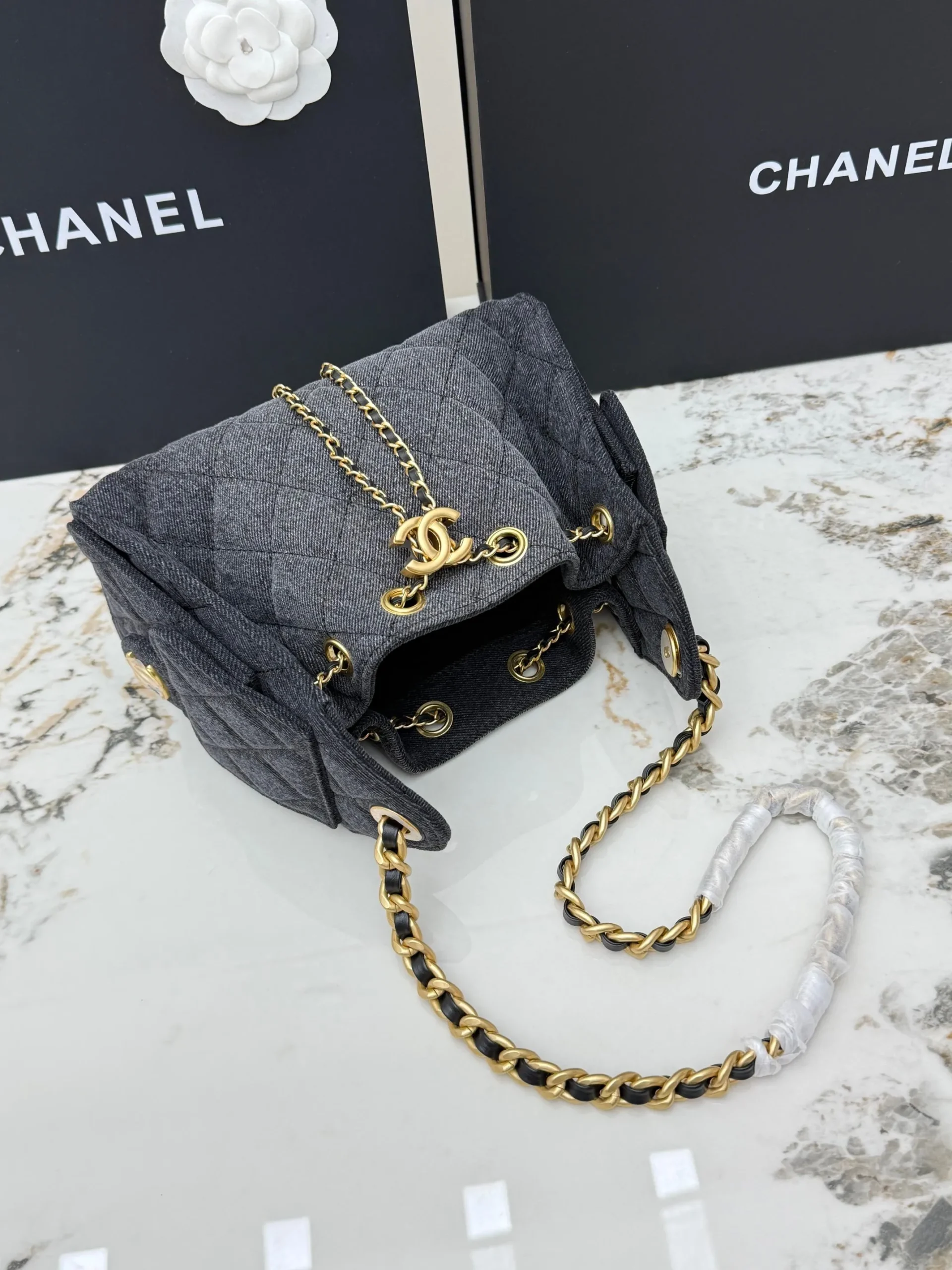 CHANEL 25 Mini Handbag AS5631 - 图片 8