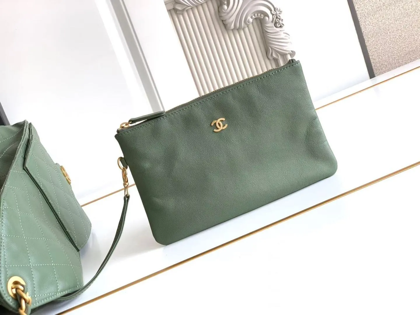 CHANEL 25 Medium Handbag AS5311 - 图片 7