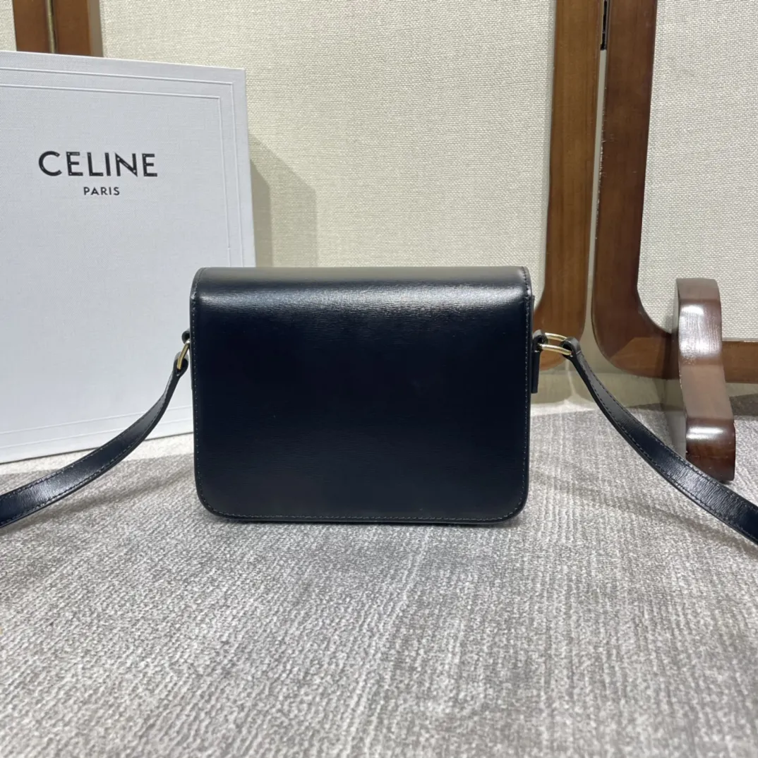 Celine Teen Triomphe Bag in shiny calfskin 188423 - Image 4