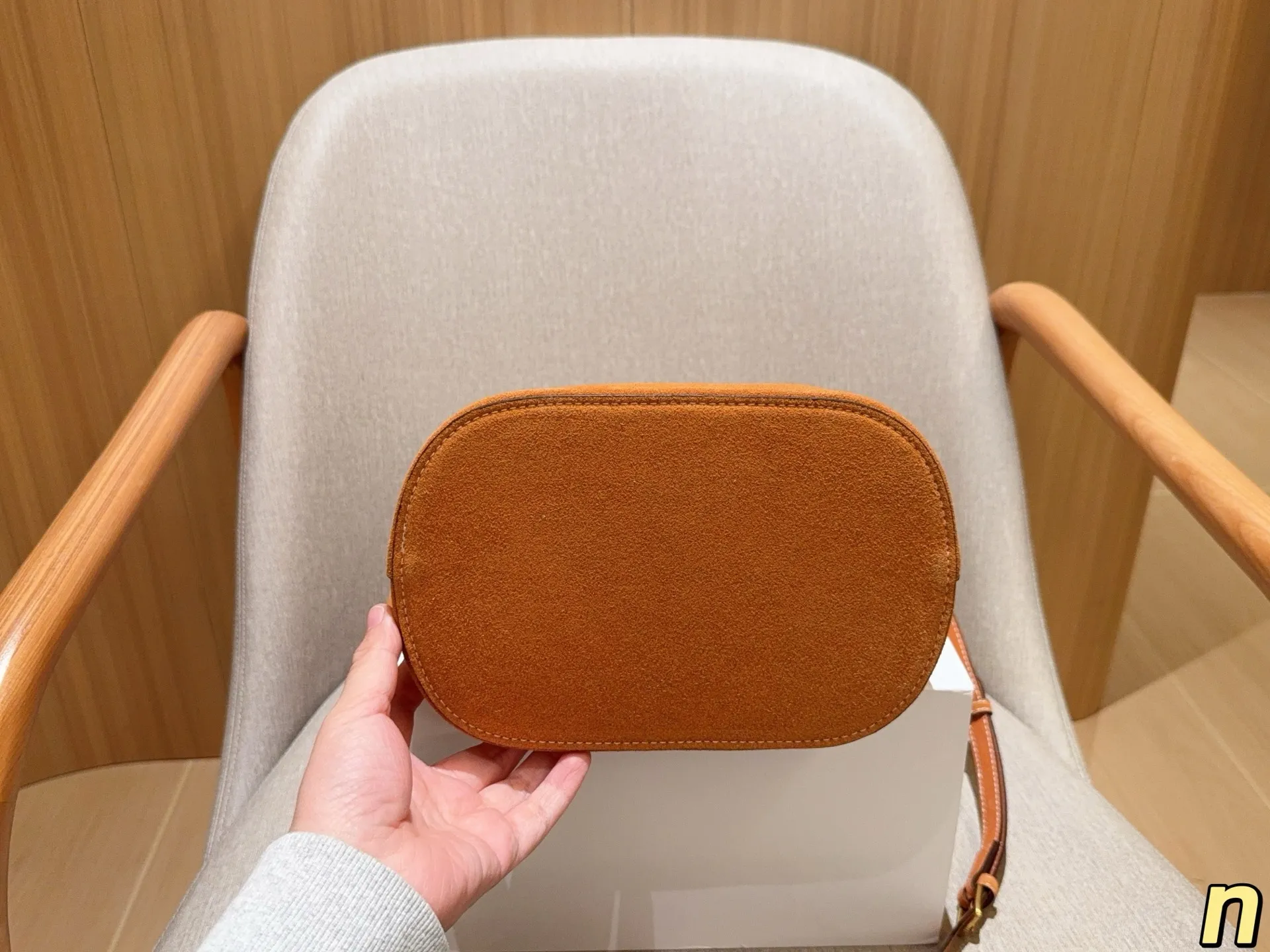 Celine Medium Louise Bag In Suede Calfskin 116613FXR.18PE - Image 8