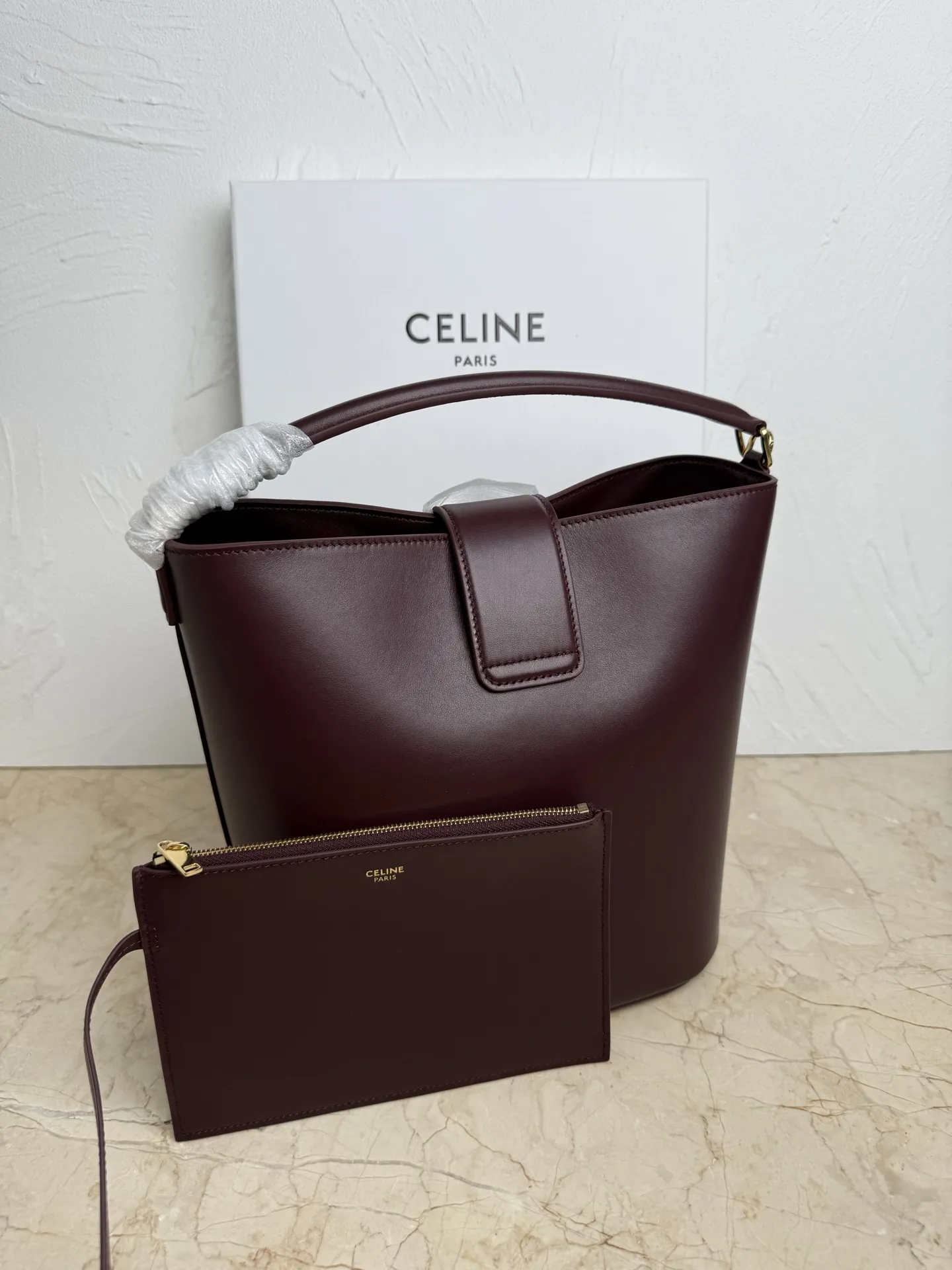 Celine Medium Bucket Louise In Smooth Calfskin 116613FX9.28DG - Image 3