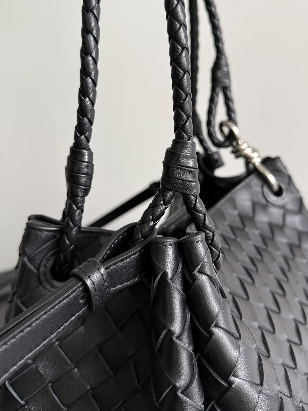Bottega Veneta Parachute 835921 - Image 5