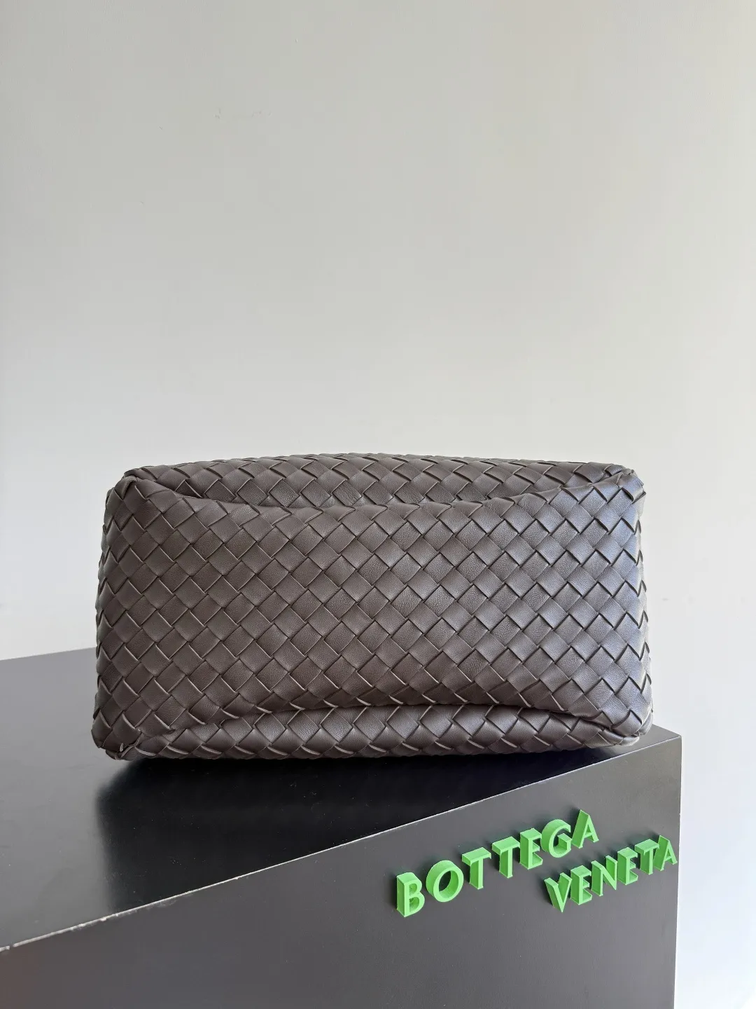 Bottega Veneta Campana shoulder bag 844249 - Image 5