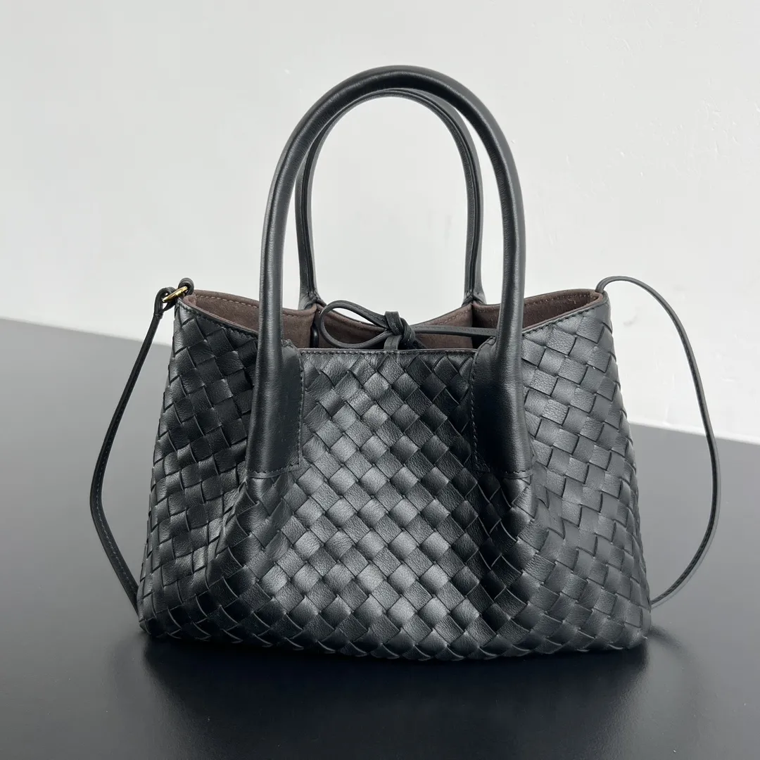 Alternative view of Bottega Veneta Small Pinacoteca 819004