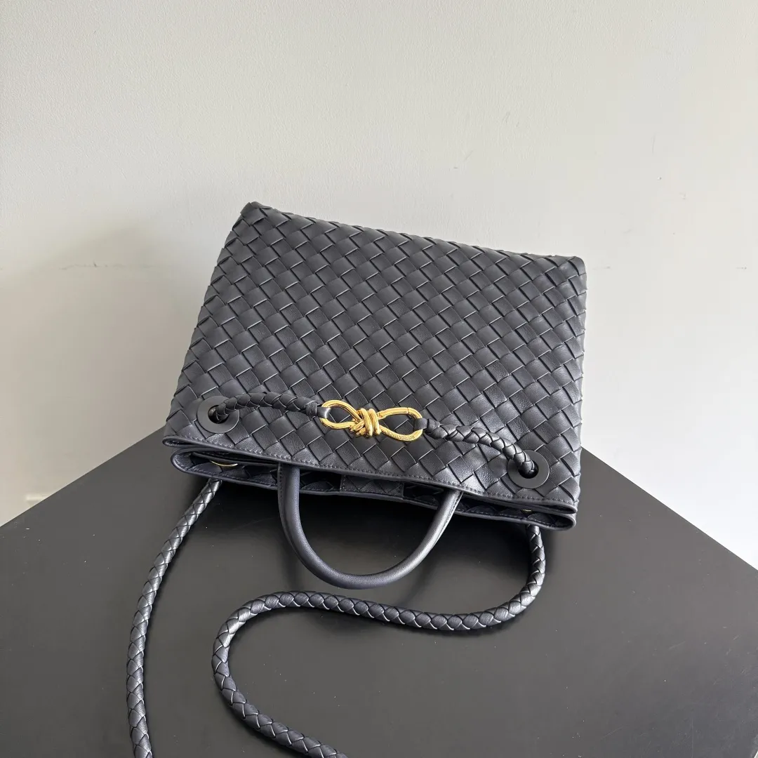 Bottega Veneta Small Andiamo Duke 766014 - Image 7