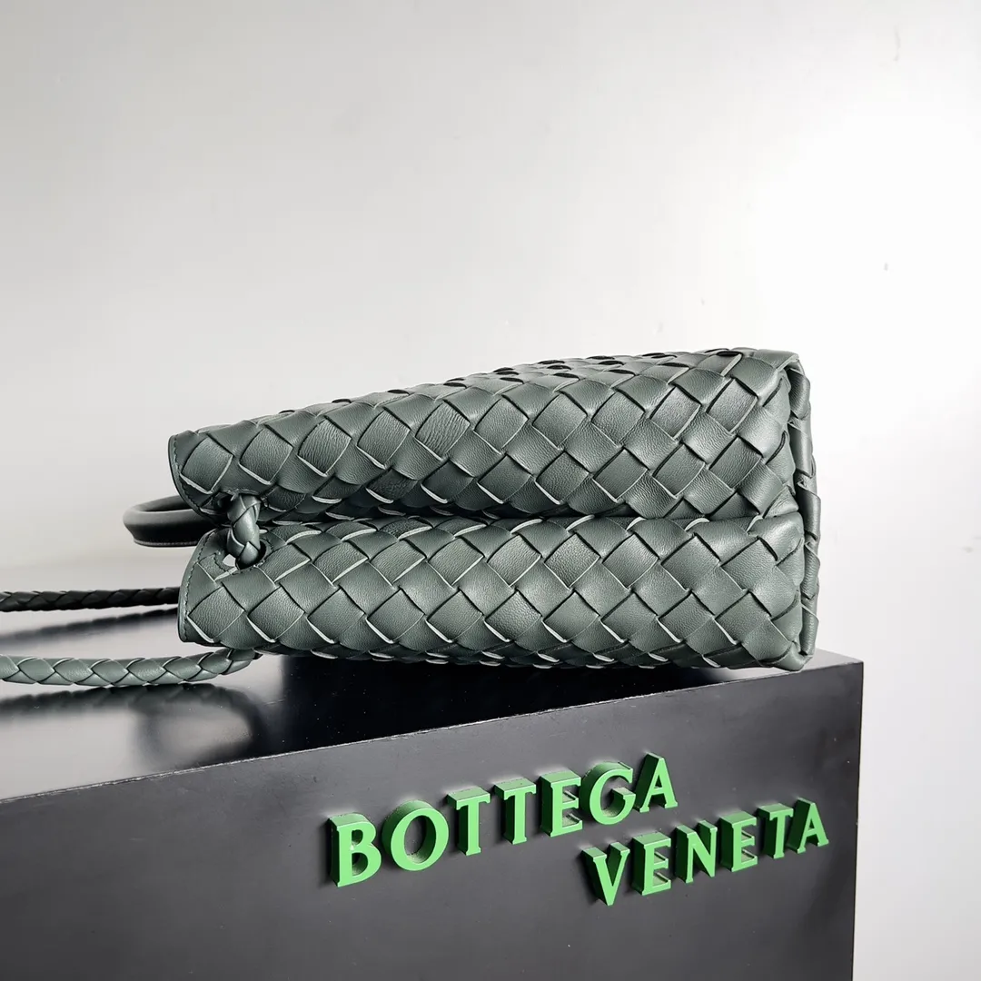 Bottega Veneta Small Andiamo Aloe 766014 - Image 4