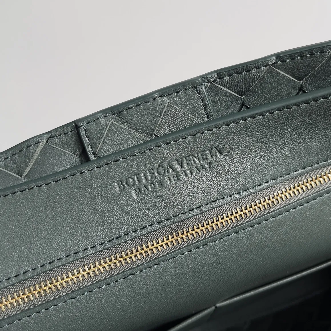 Bottega Veneta Small Andiamo Aloe 766014 - Image 9