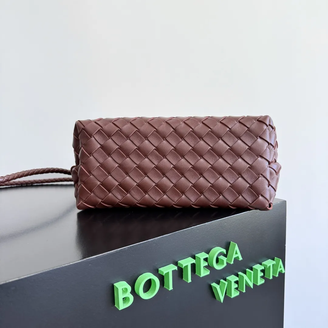 Bottega Veneta Small Andiamo Barolo 766014 - Image 5