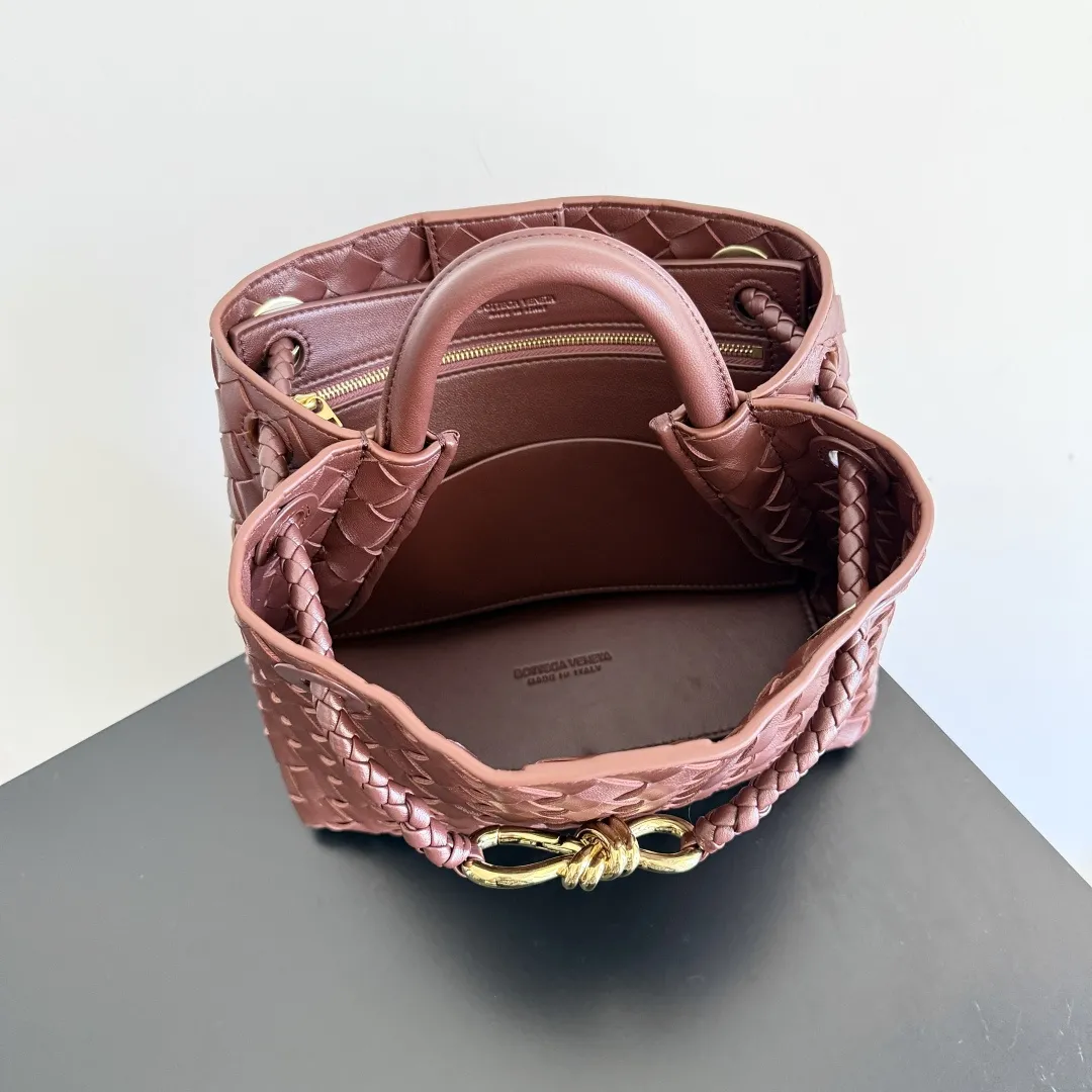 Bottega Veneta Small Andiamo Barolo 766014 - Image 10