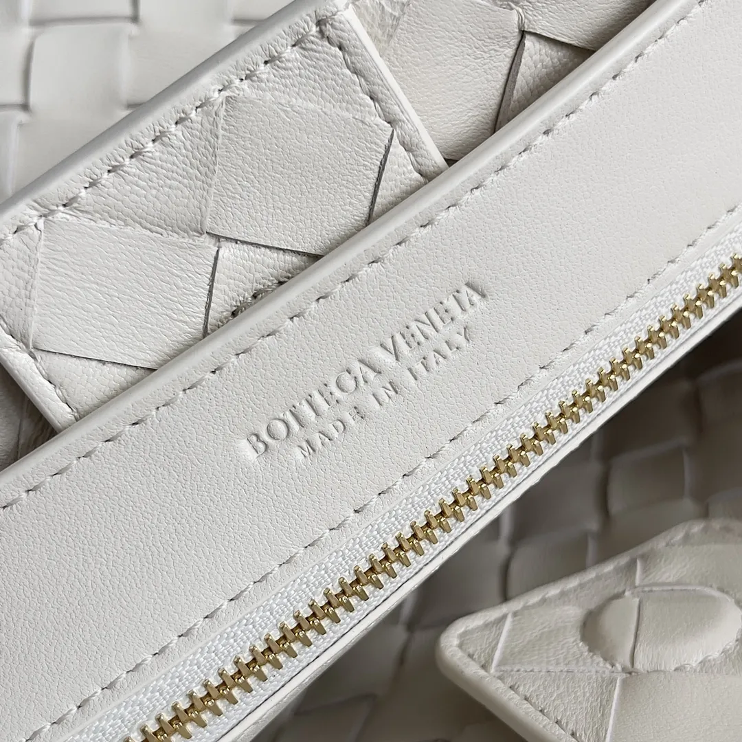 Bottega Veneta Small Andiamo Sea salt 766014 - 图片 8