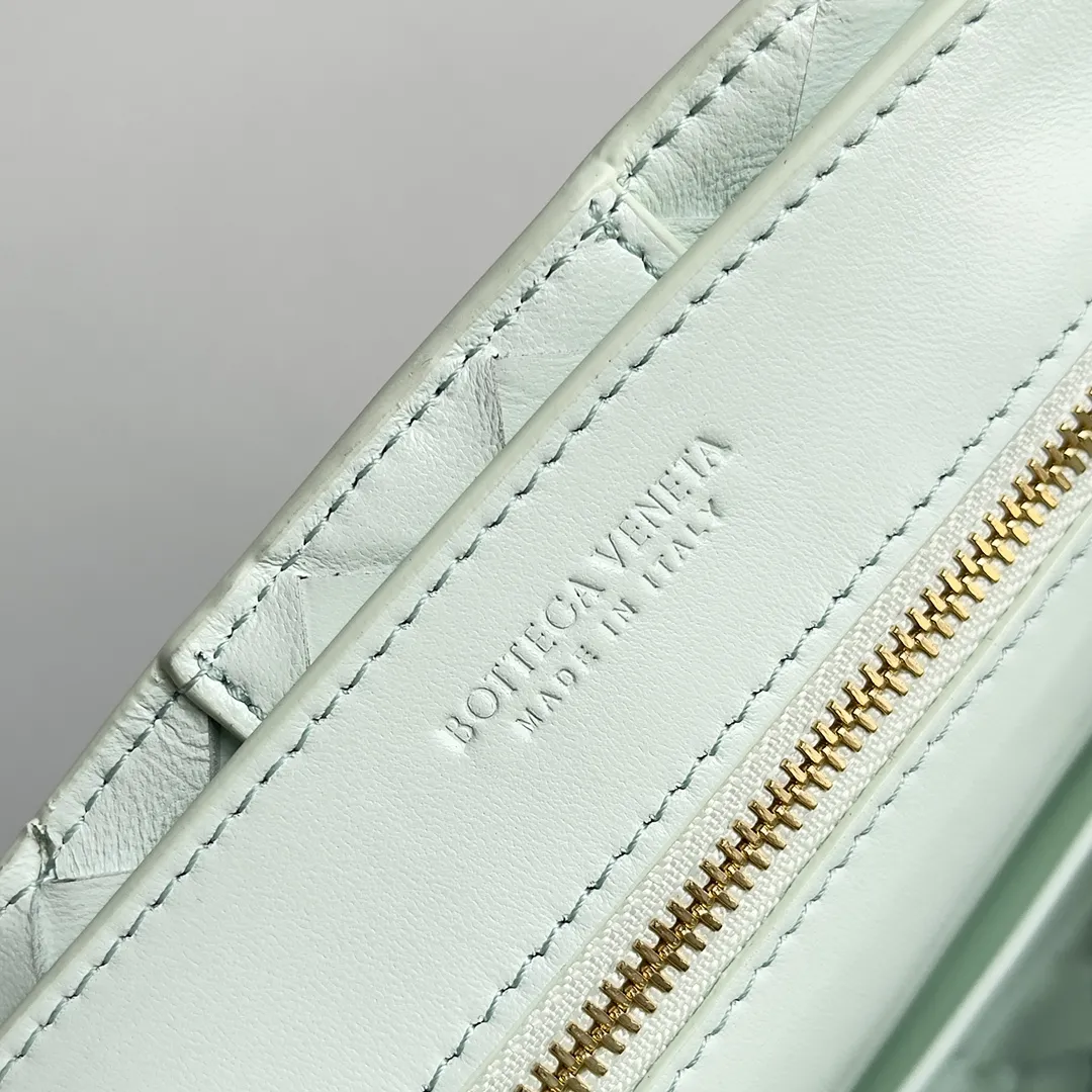 Bottega Veneta Small Andiamo White 766014 - Image 9