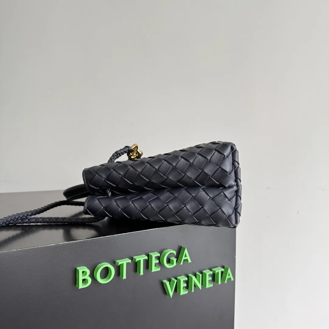 Bottega Veneta Small Andiamo Black Gold 766014 - 图片 4