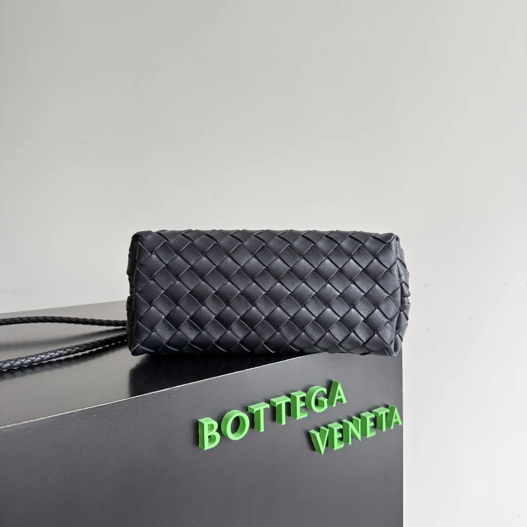 Bottega Veneta Small Andiamo Black Gold 766014 - 图片 5