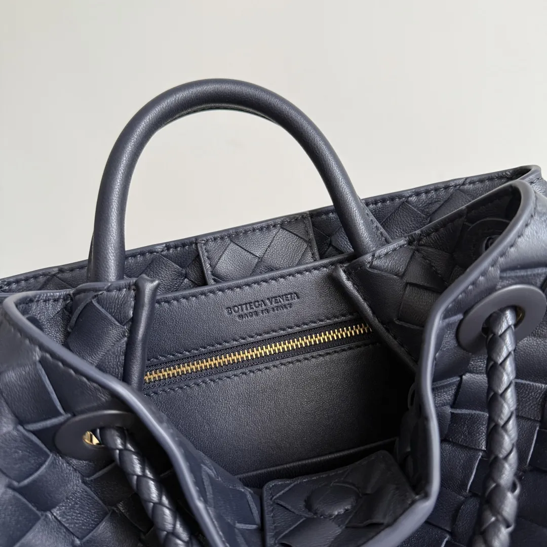 Bottega Veneta Small Andiamo Black Gold 766014 - 图片 9