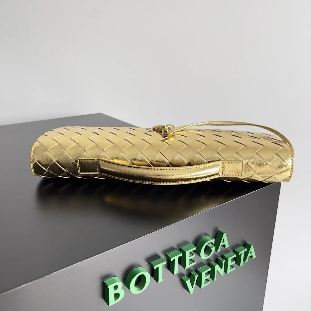 Bottega Veneta Andiamo Clutch Gold 741511 - 图片 6