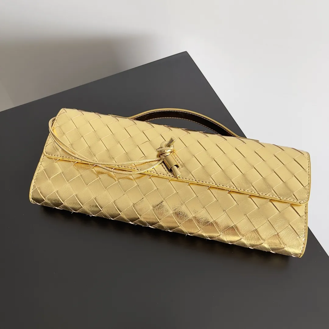 Bottega Veneta Andiamo Clutch Gold 741511 - 图片 7