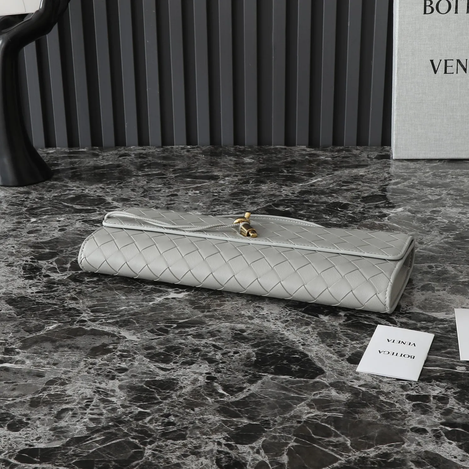 Bottega Veneta Andiamo Clutch 741511 - Image 8