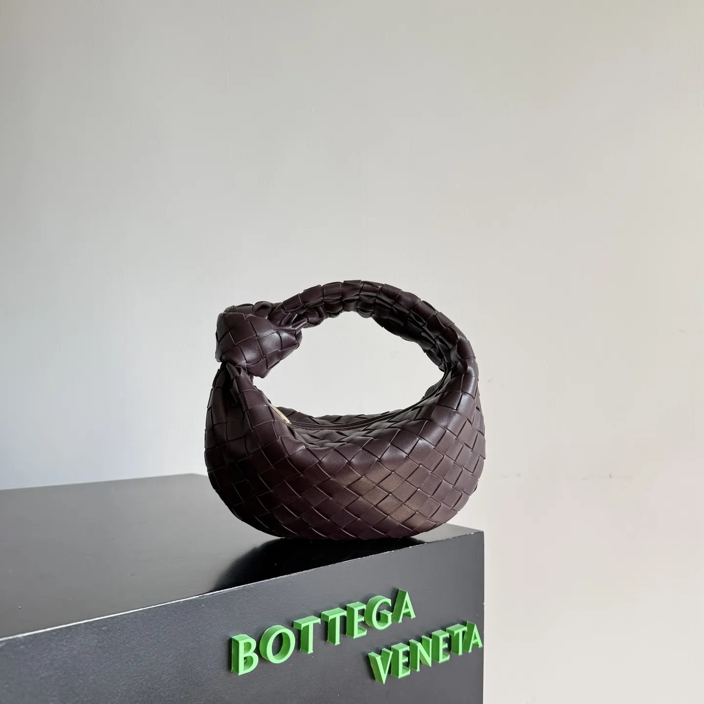 Alternative view of Bottega Veneta Mini Jodie Dark barolo 651876