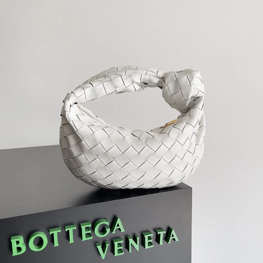 Alternative view of Bottega Veneta Mini Jodie White 651876